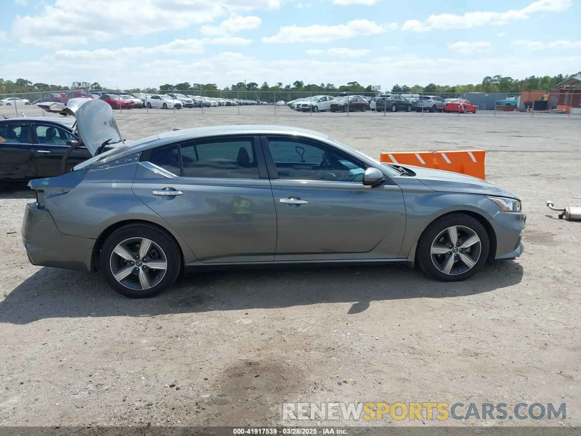13 fotografías del automóvil dañado 1N4BL4BV9LC143683 NISSAN ALTIMA 2020