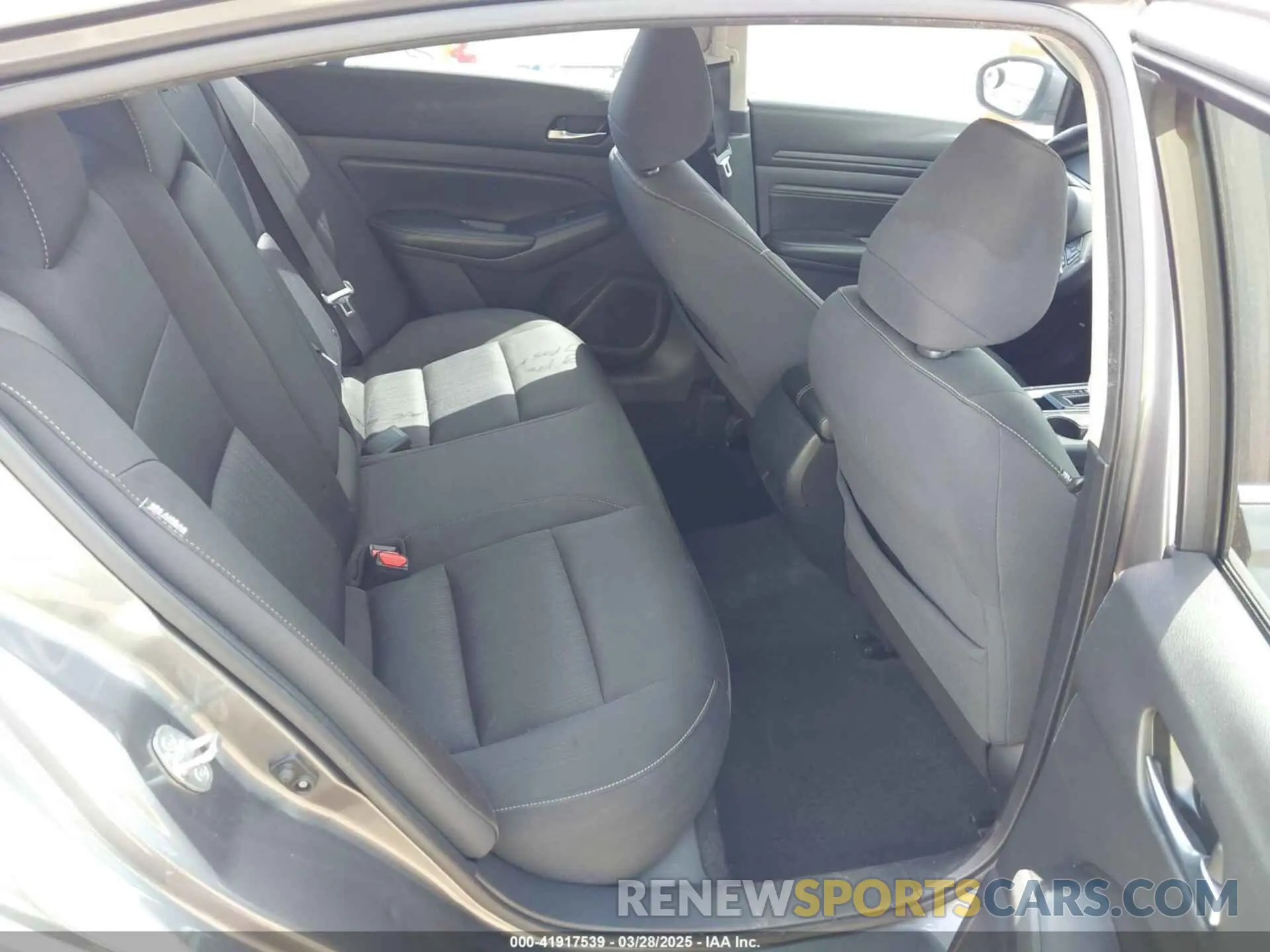 8 fotografías del automóvil dañado 1N4BL4BV9LC143683 NISSAN ALTIMA 2020