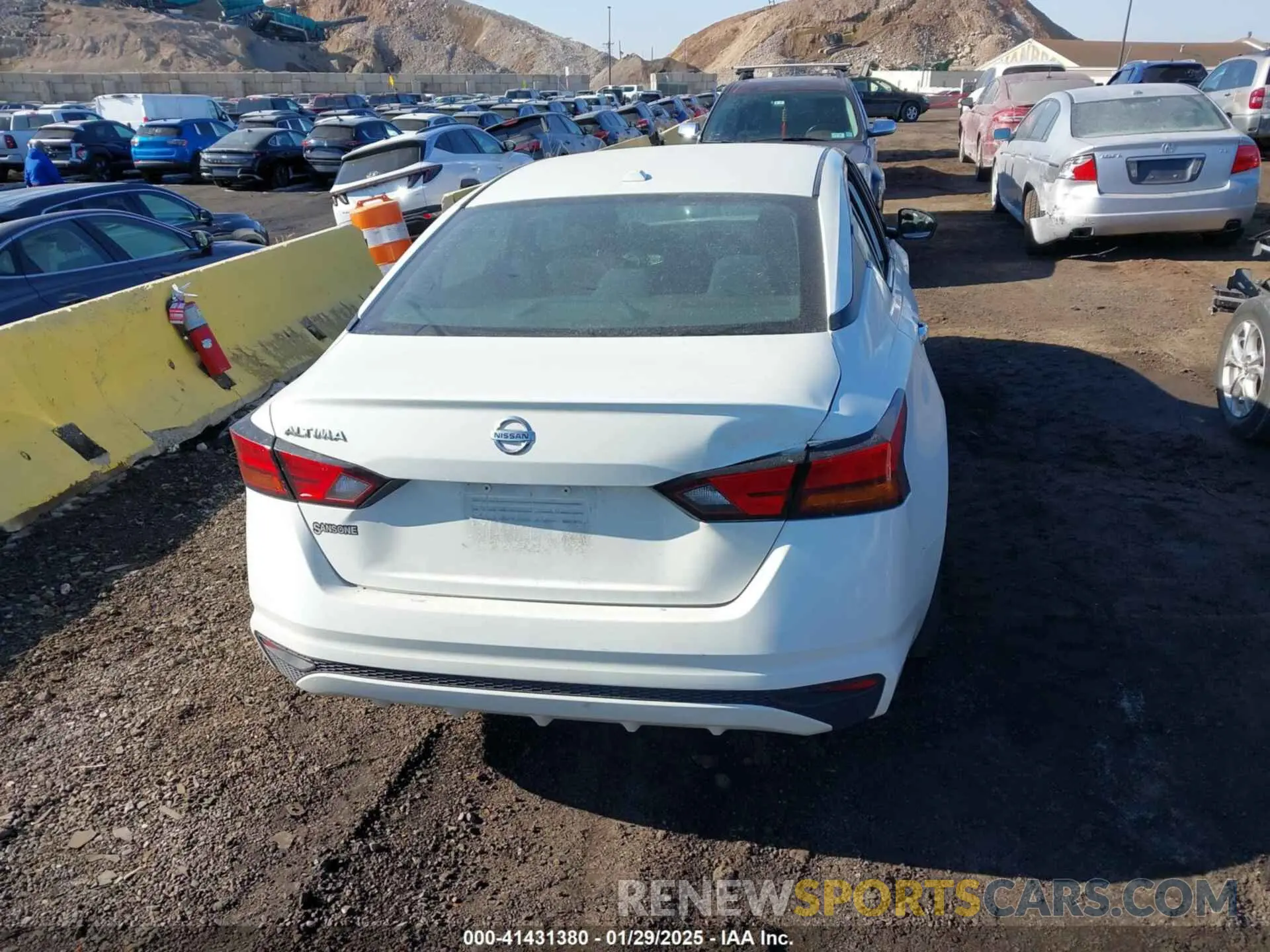 16 fotografías del automóvil dañado 1N4BL4BV9LC162461 NISSAN ALTIMA 2020