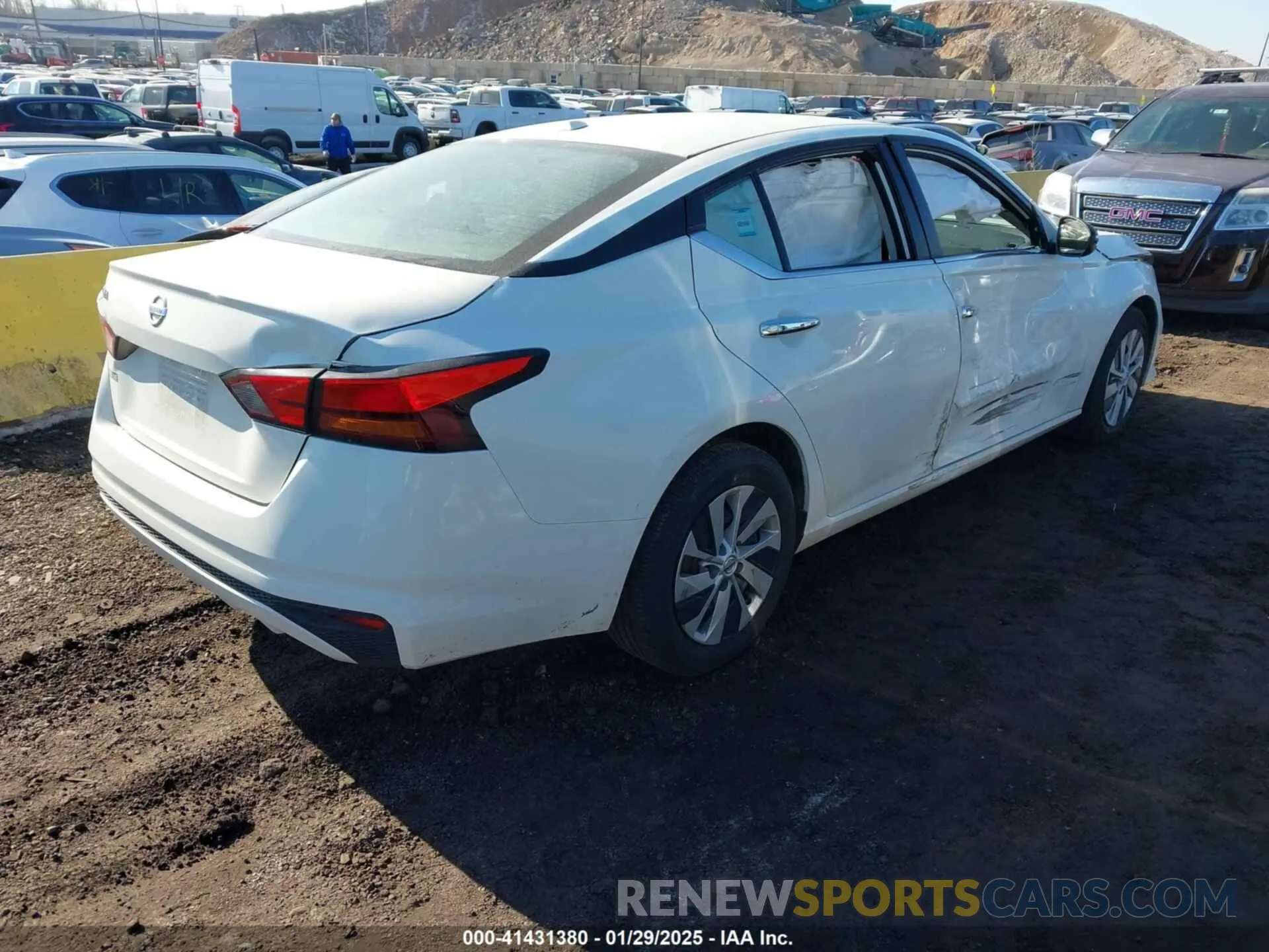 4 fotografías del automóvil dañado 1N4BL4BV9LC162461 NISSAN ALTIMA 2020