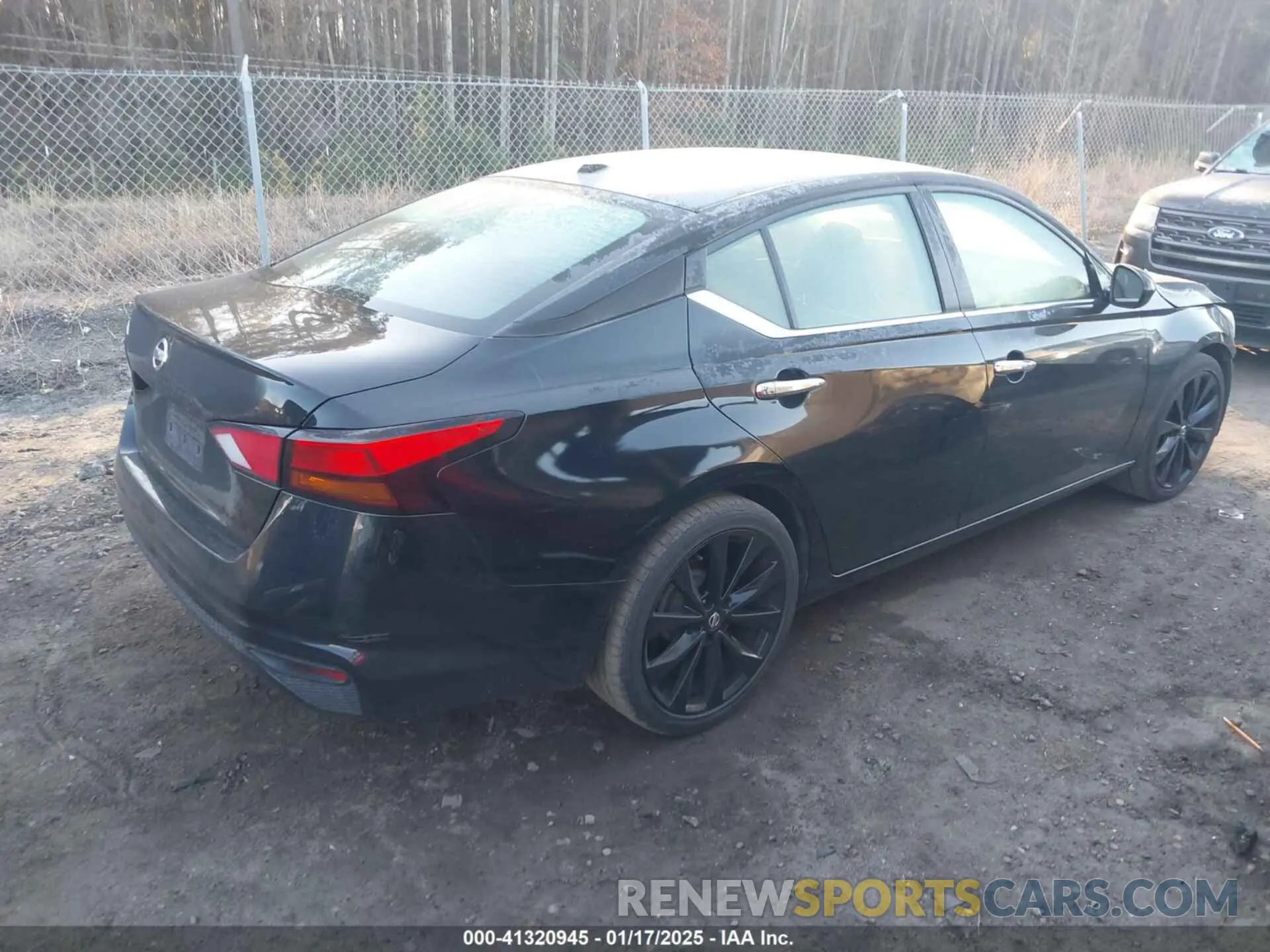 4 fotografías del automóvil dañado 1N4BL4BV9LN302335 NISSAN ALTIMA 2020