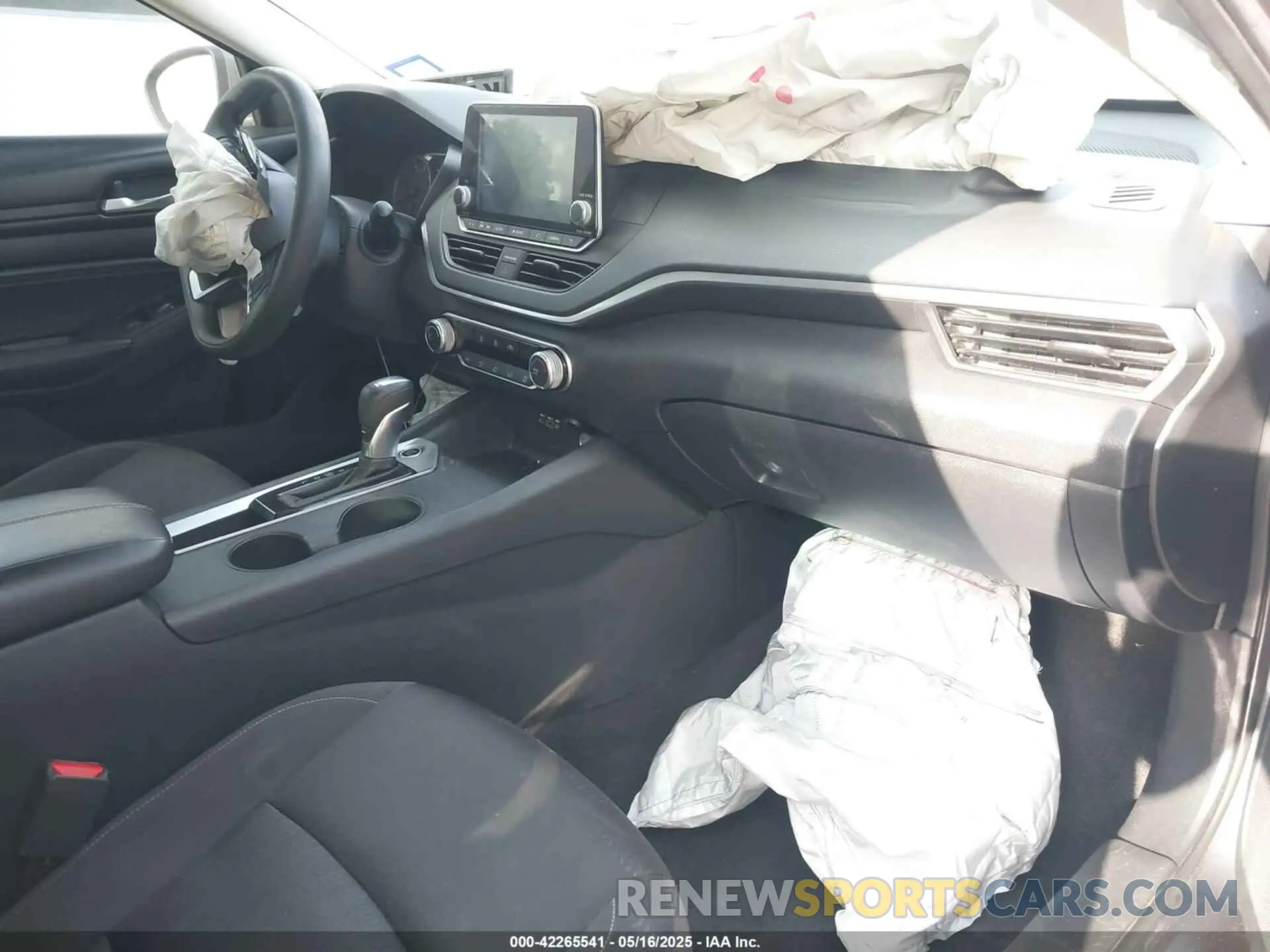 5 fotografías del automóvil dañado 1N4BL4BVXLC211053 NISSAN ALTIMA 2020