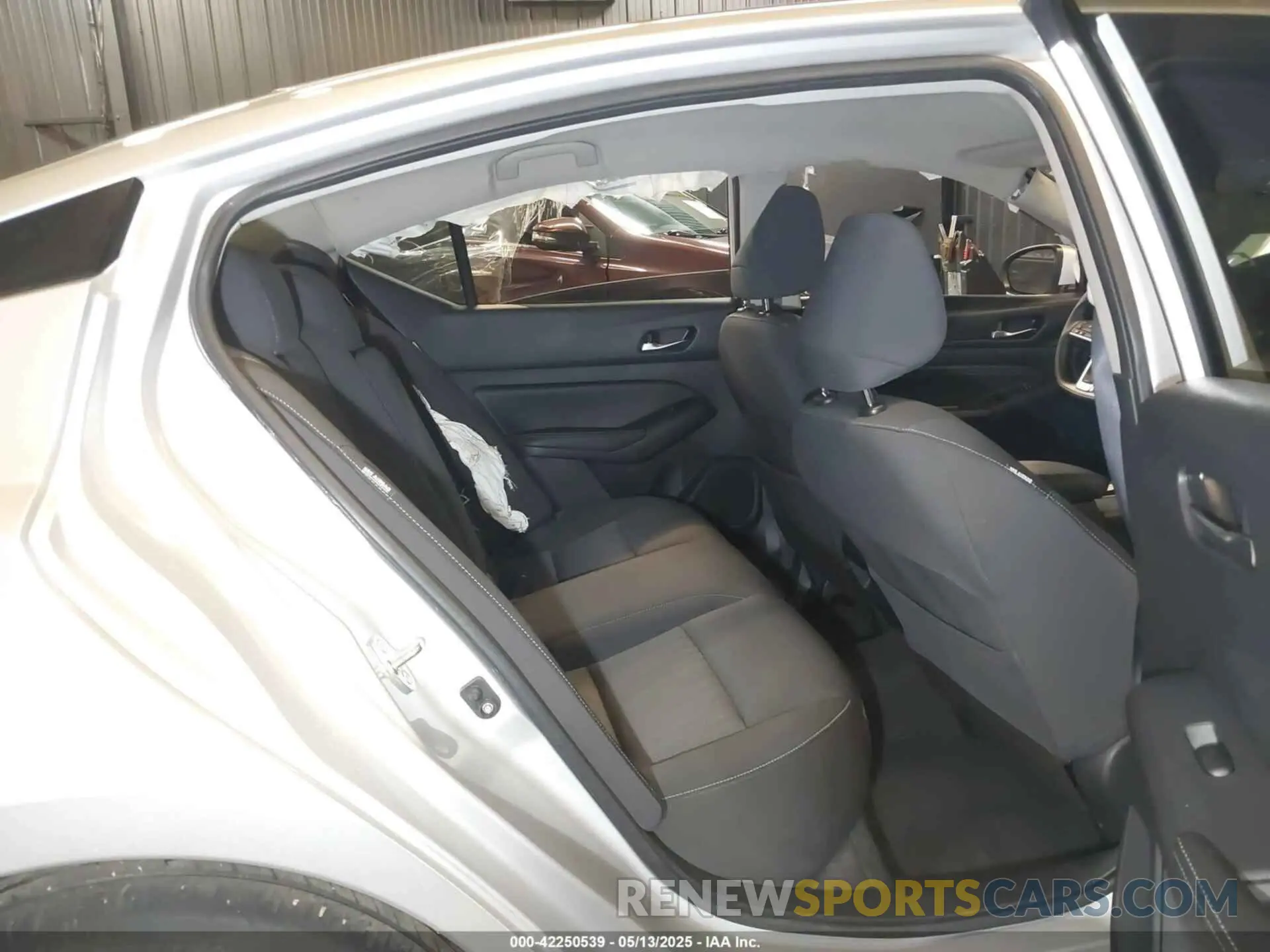 8 fotografías del automóvil dañado 1N4BL4BVXLC236910 NISSAN ALTIMA 2020