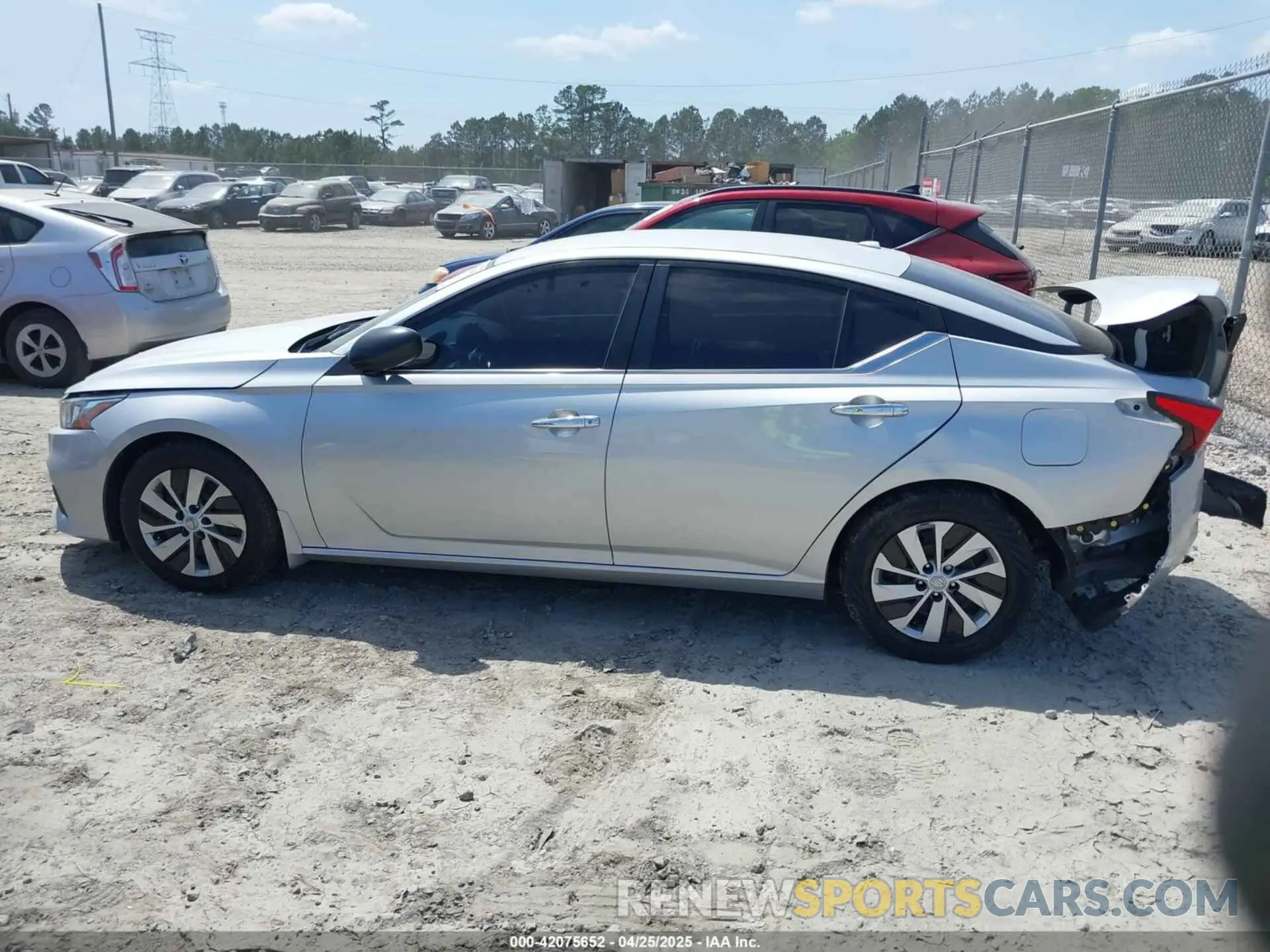 13 fotografías del automóvil dañado 1N4BL4BVXLC265632 NISSAN ALTIMA 2020