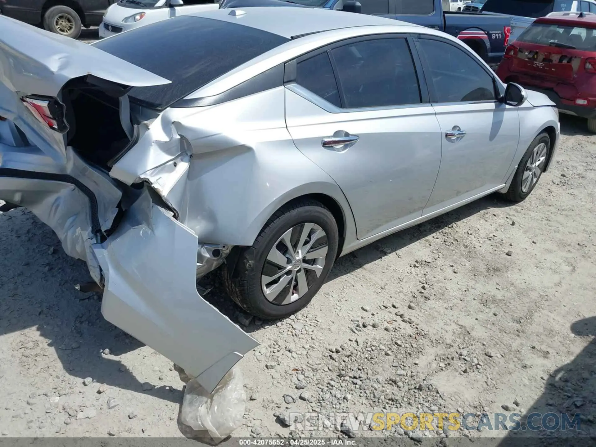 4 fotografías del automóvil dañado 1N4BL4BVXLC265632 NISSAN ALTIMA 2020