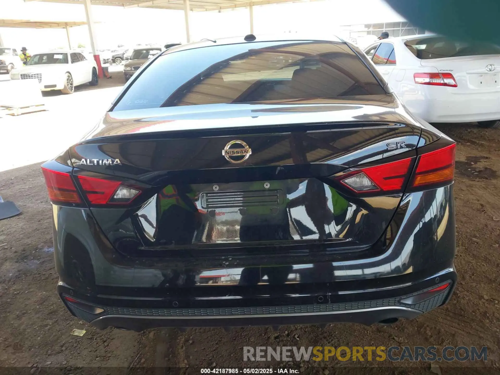 16 fotografías del automóvil dañado 1N4BL4CV0LC124180 NISSAN ALTIMA 2020
