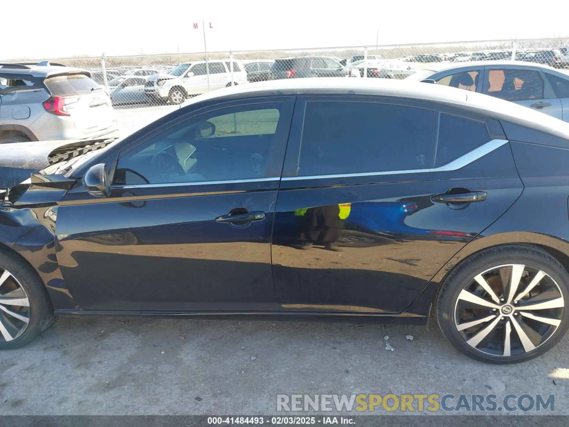 14 fotografías del automóvil dañado 1N4BL4CV0LC128326 NISSAN ALTIMA 2020