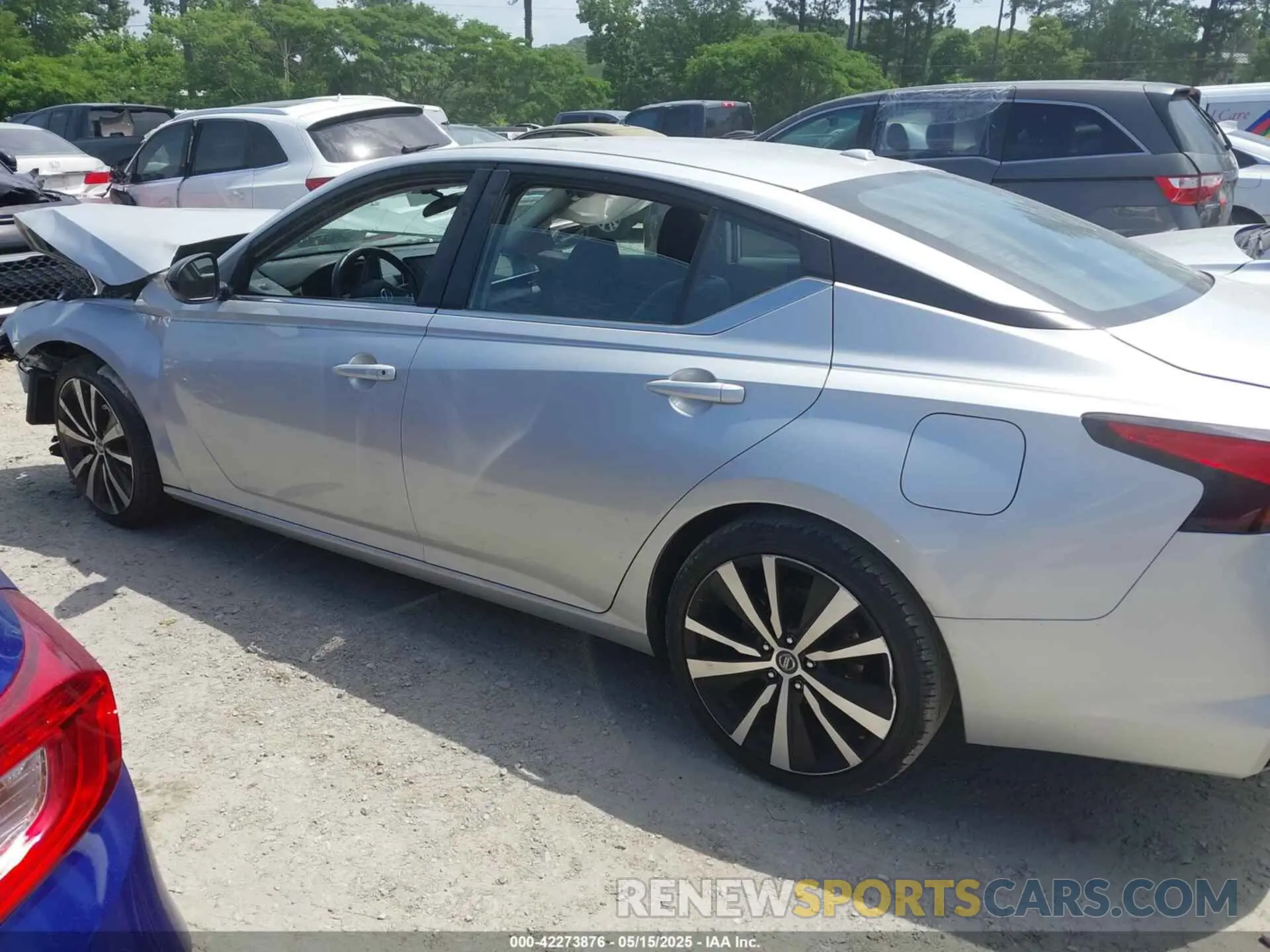 13 fotografías del automóvil dañado 1N4BL4CV0LC209617 NISSAN ALTIMA 2020