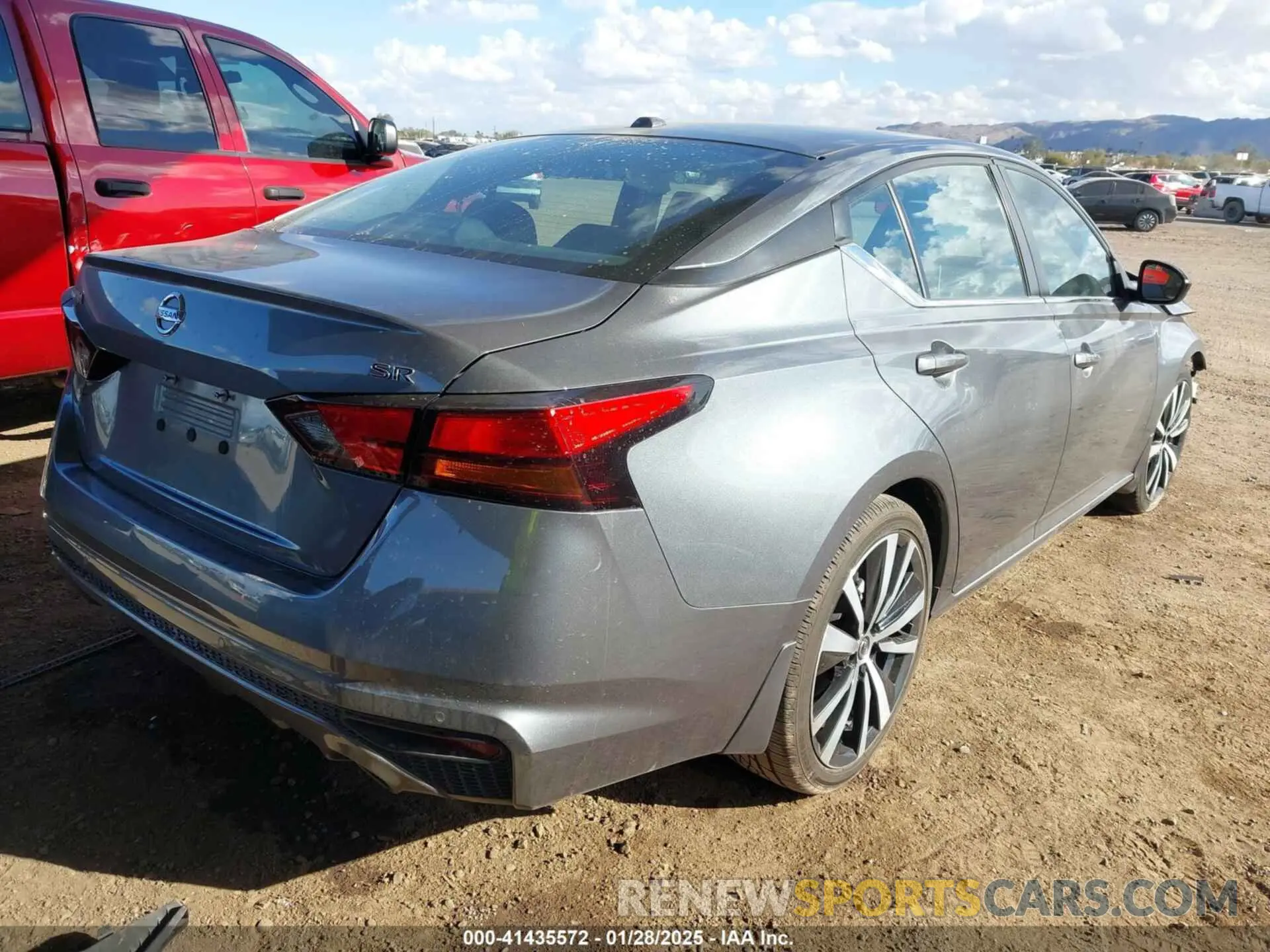 4 fotografías del automóvil dañado 1N4BL4CV0LC227891 NISSAN ALTIMA 2020
