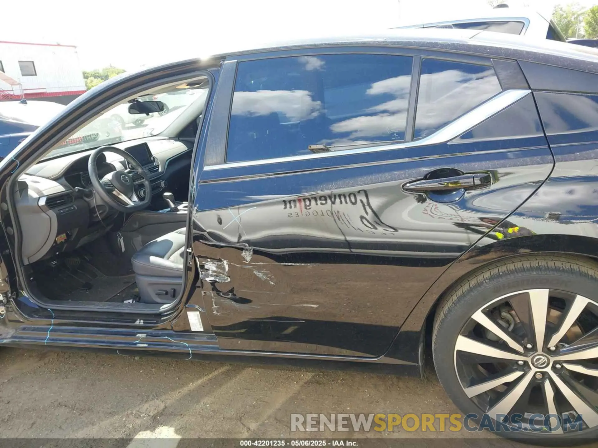 14 fotografías del automóvil dañado 1N4BL4CV0LC252810 NISSAN ALTIMA 2020