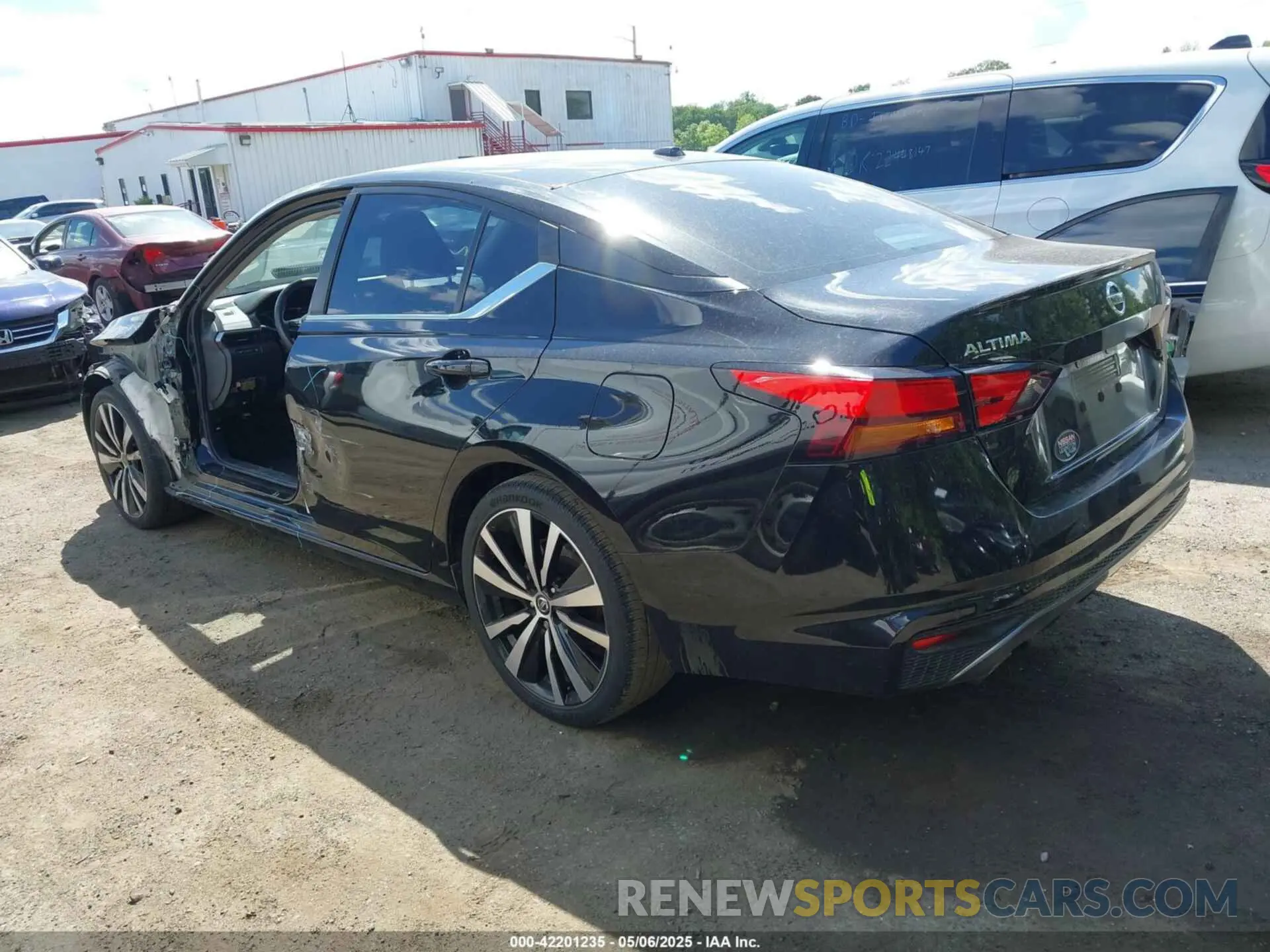 3 fotografías del automóvil dañado 1N4BL4CV0LC252810 NISSAN ALTIMA 2020