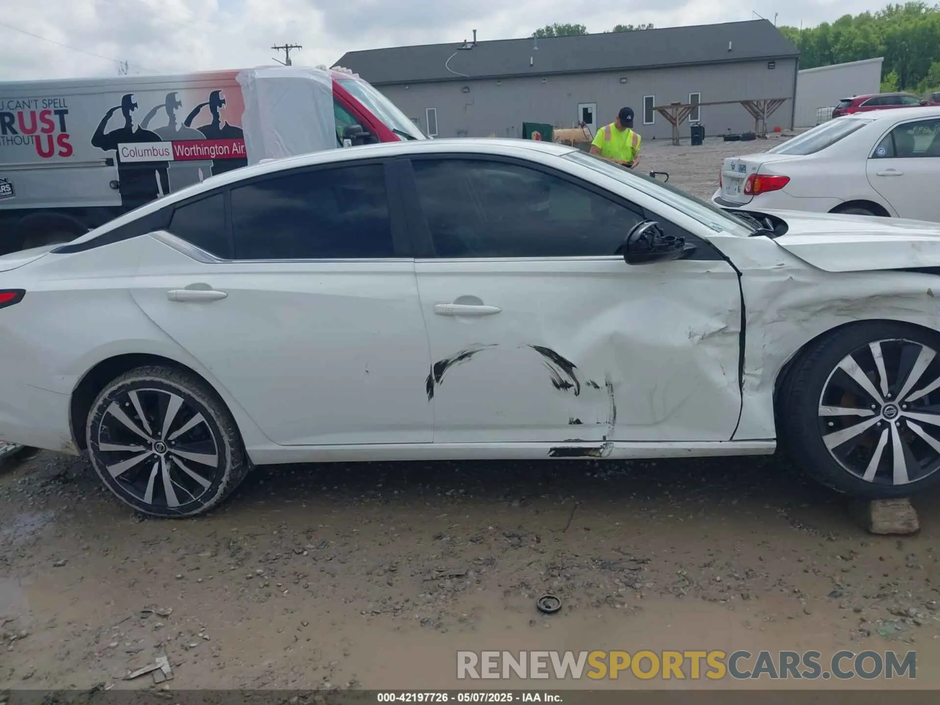 14 fotografías del automóvil dañado 1N4BL4CV0LN314050 NISSAN ALTIMA 2020