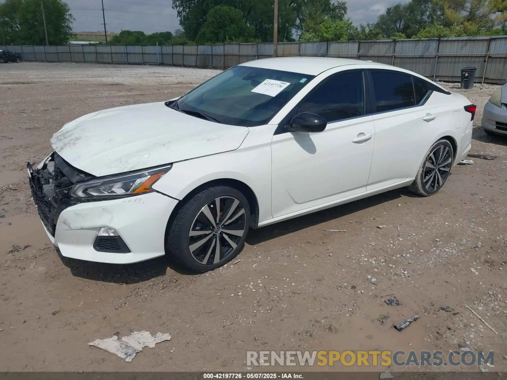 2 fotografías del automóvil dañado 1N4BL4CV0LN314050 NISSAN ALTIMA 2020