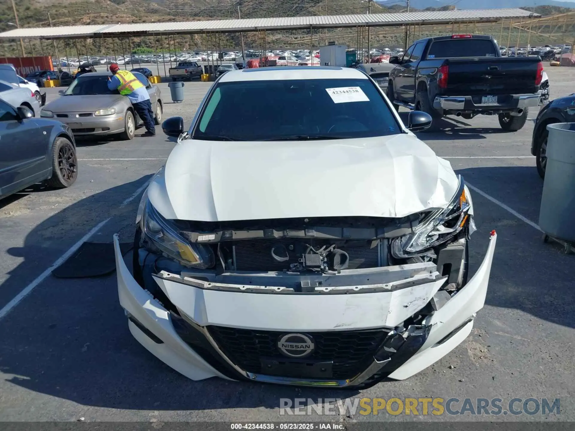 12 fotografías del automóvil dañado 1N4BL4CV0LN319944 NISSAN ALTIMA 2020