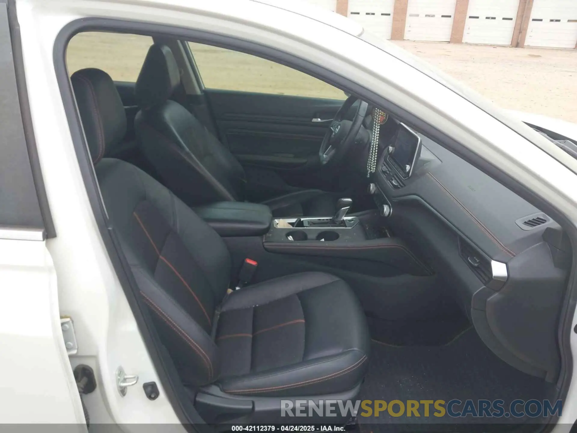5 fotografías del automóvil dañado 1N4BL4CV1LC197302 NISSAN ALTIMA 2020