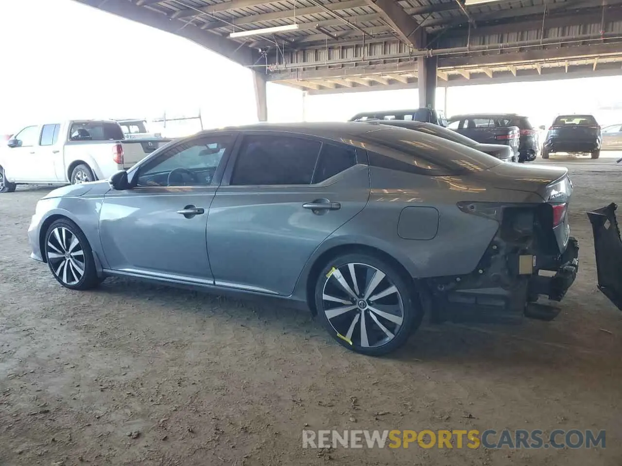 2 fotografías del automóvil dañado 1N4BL4CV1LC226698 NISSAN ALTIMA 2020