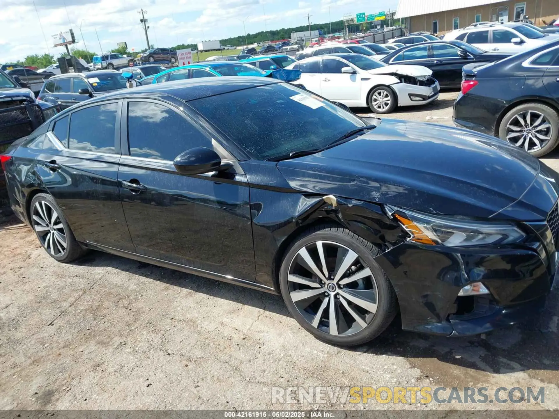13 fotografías del automóvil dañado 1N4BL4CV1LC234428 NISSAN ALTIMA 2020