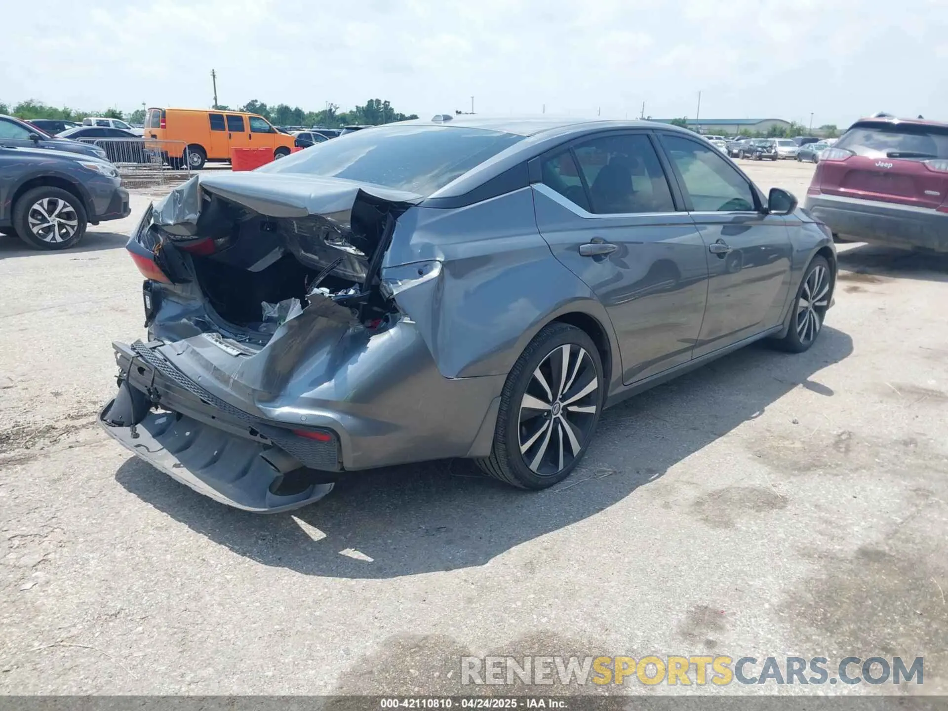 4 fotografías del automóvil dañado 1N4BL4CV1LC260057 NISSAN ALTIMA 2020