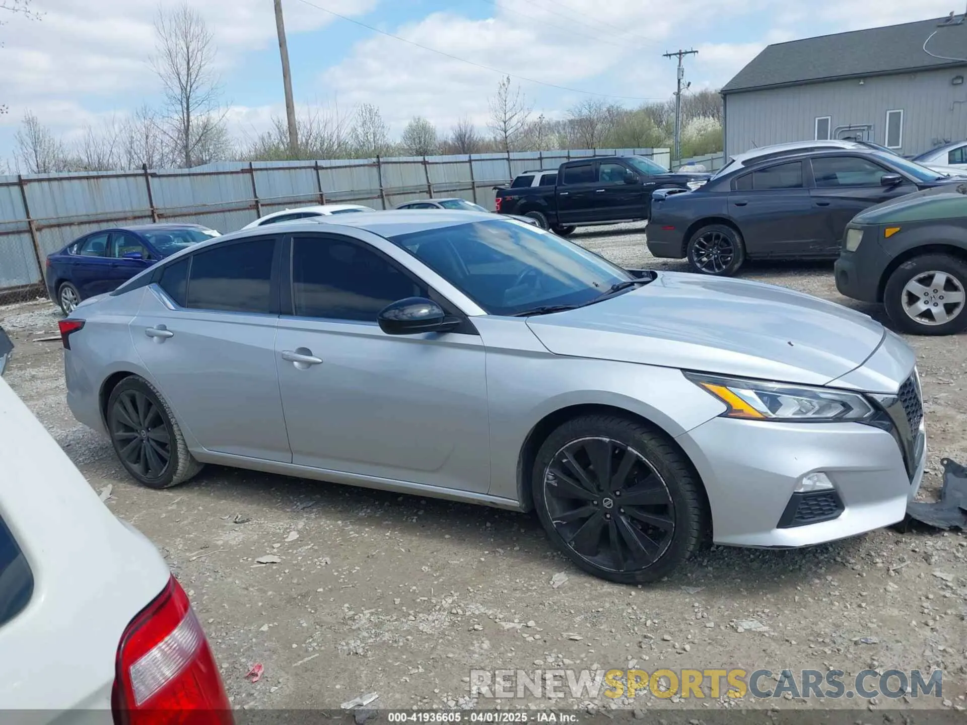 13 fotografías del automóvil dañado 1N4BL4CV3LC132192 NISSAN ALTIMA 2020