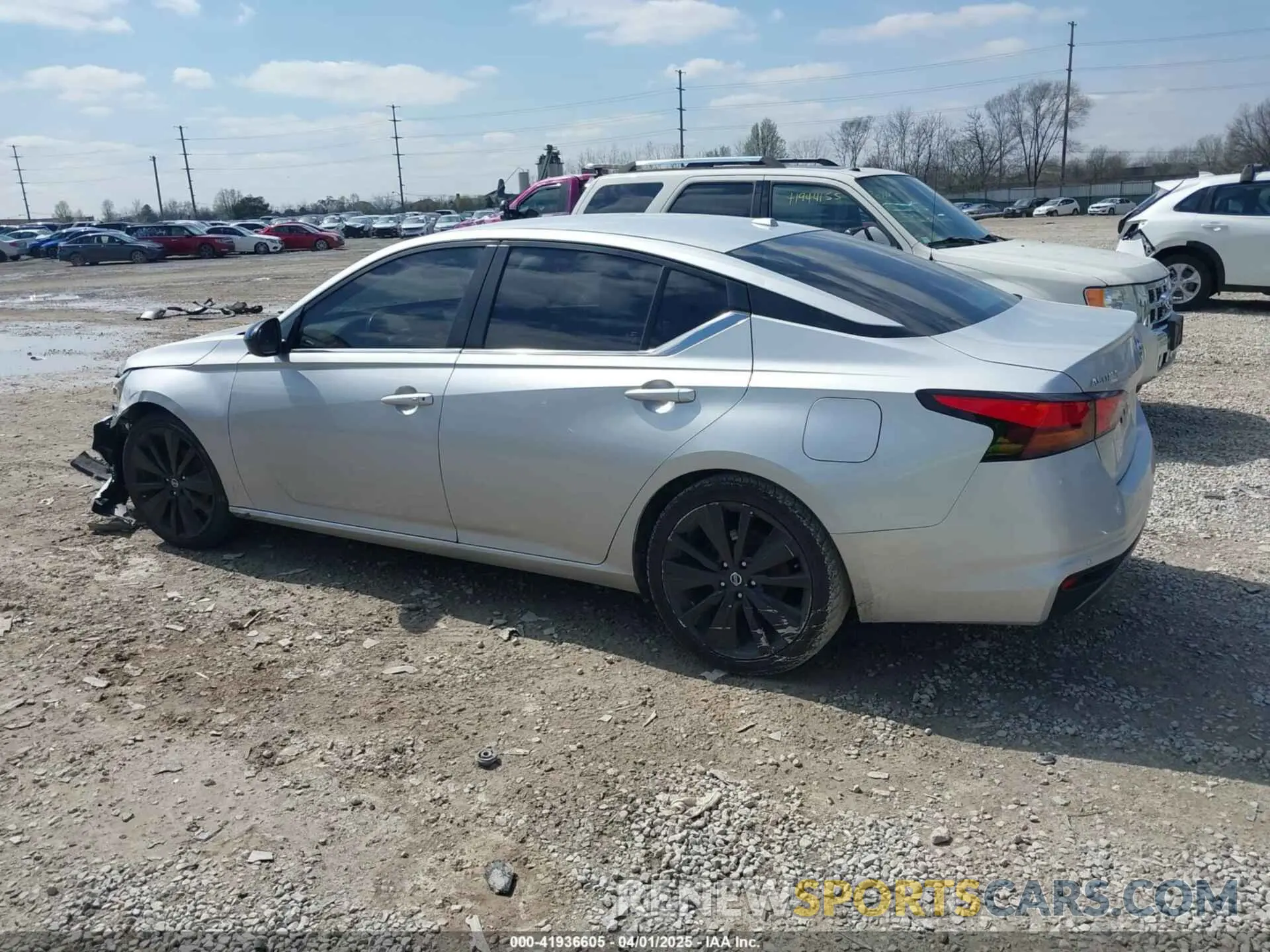 14 fotografías del automóvil dañado 1N4BL4CV3LC132192 NISSAN ALTIMA 2020