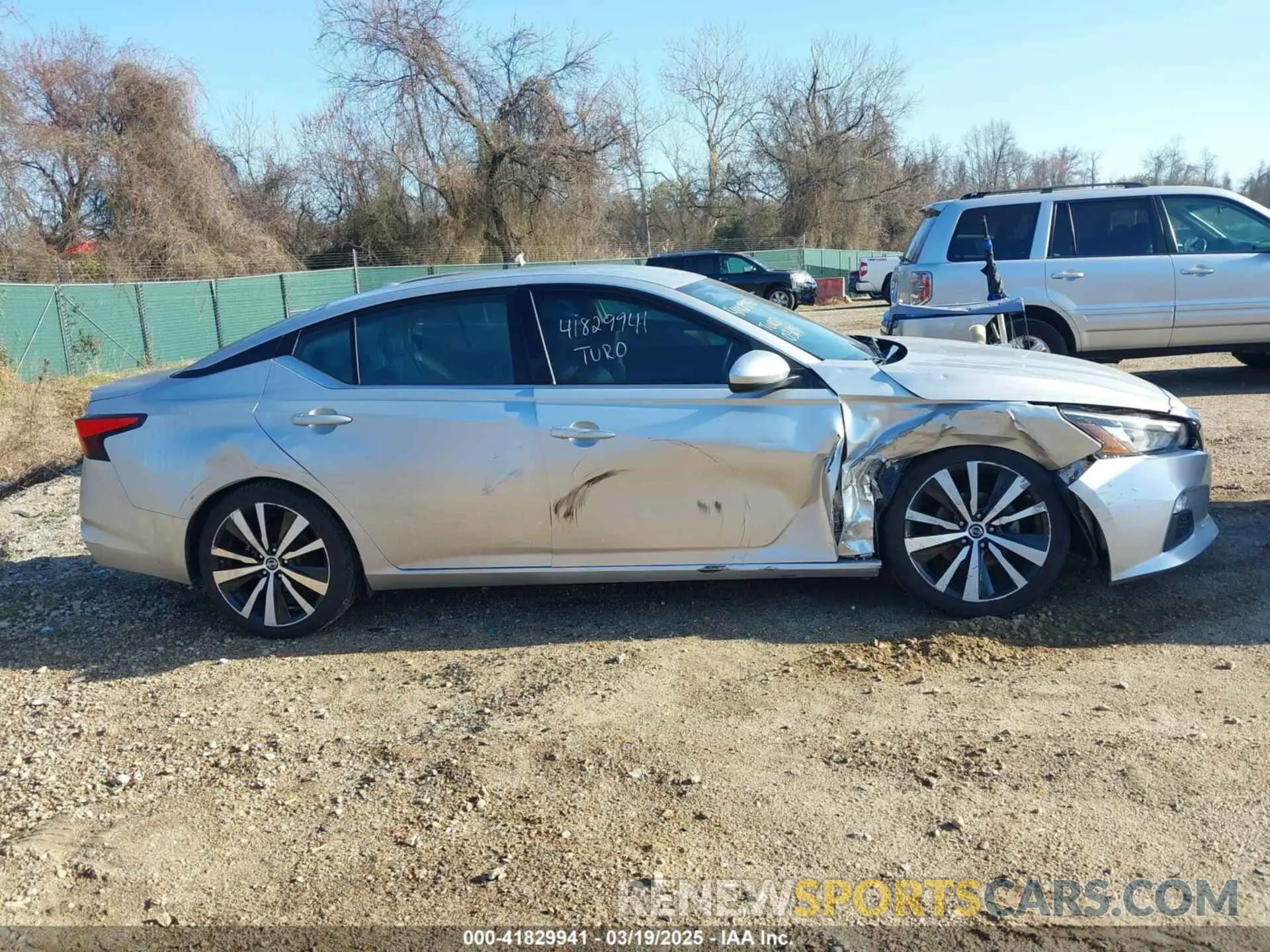 14 fotografías del automóvil dañado 1N4BL4CV3LC135383 NISSAN ALTIMA 2020
