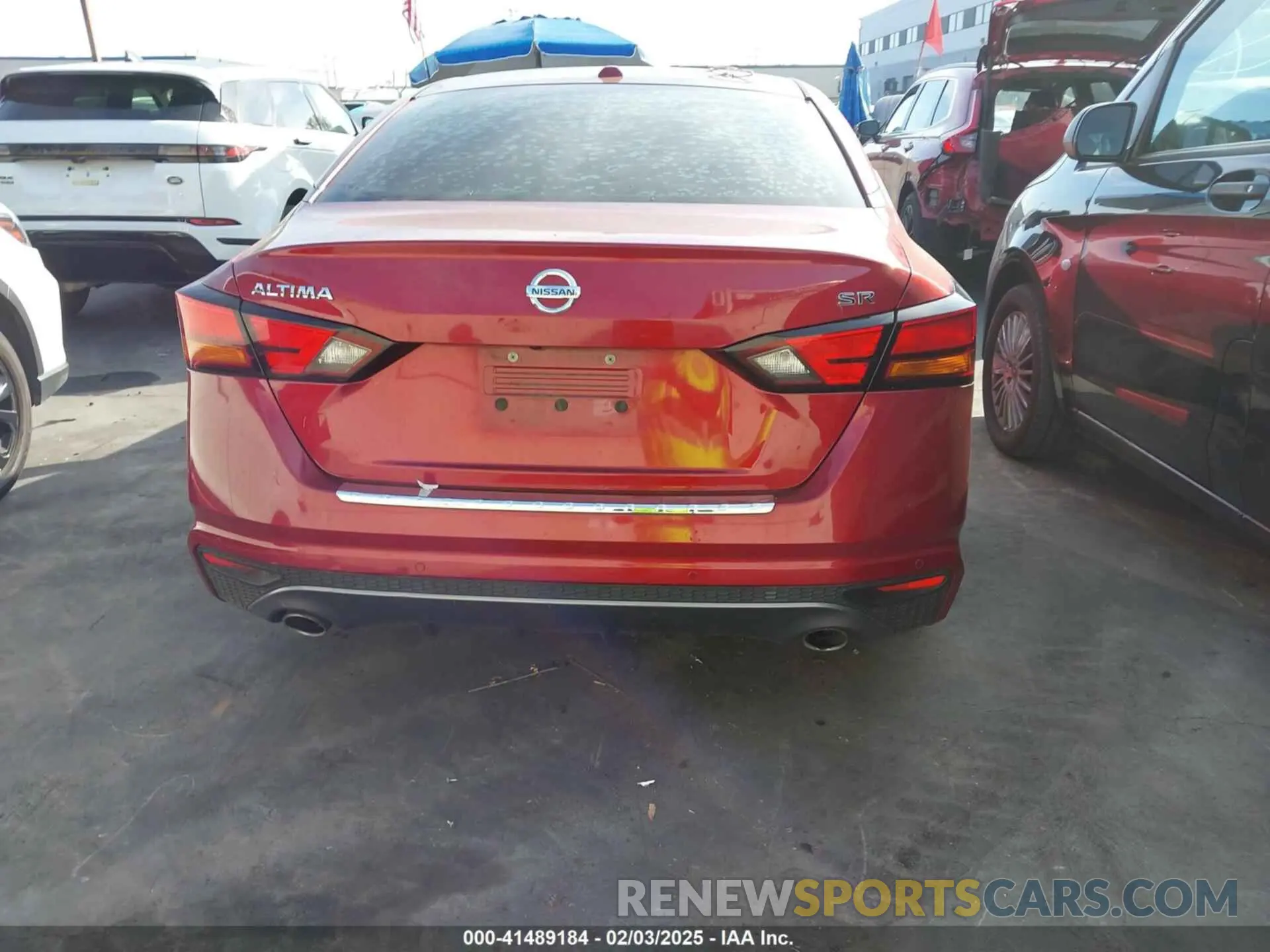 16 fotografías del automóvil dañado 1N4BL4CV3LN311322 NISSAN ALTIMA 2020