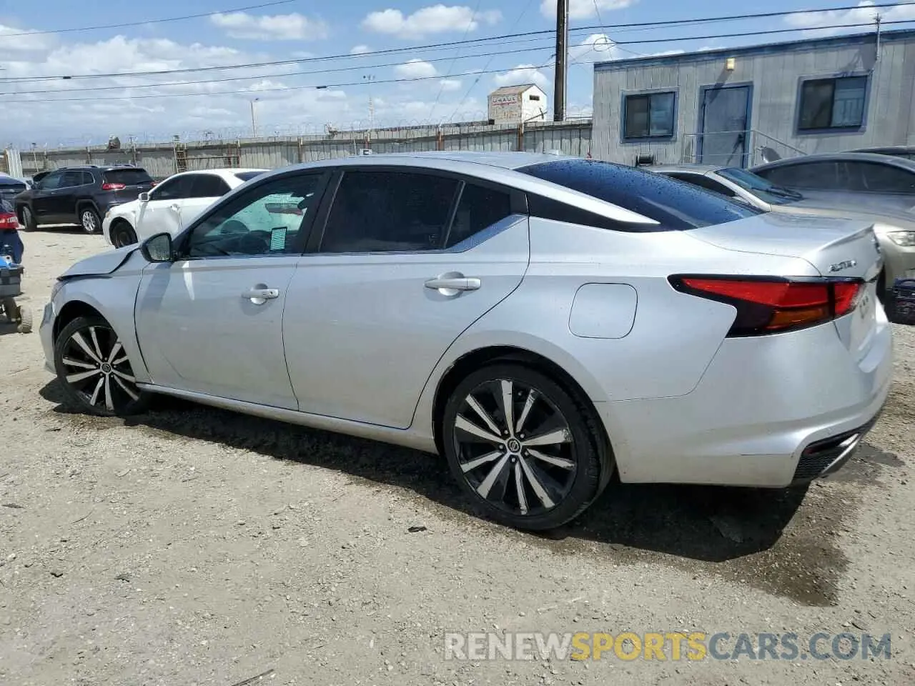 2 fotografías del automóvil dañado 1N4BL4CV4LC132041 NISSAN ALTIMA 2020