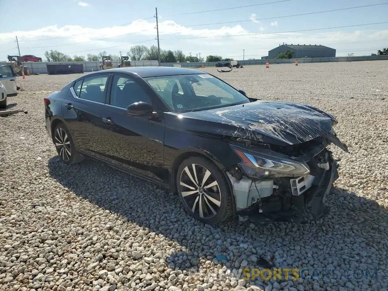 4 fotografías del automóvil dañado 1N4BL4CV4LC258464 NISSAN ALTIMA 2020