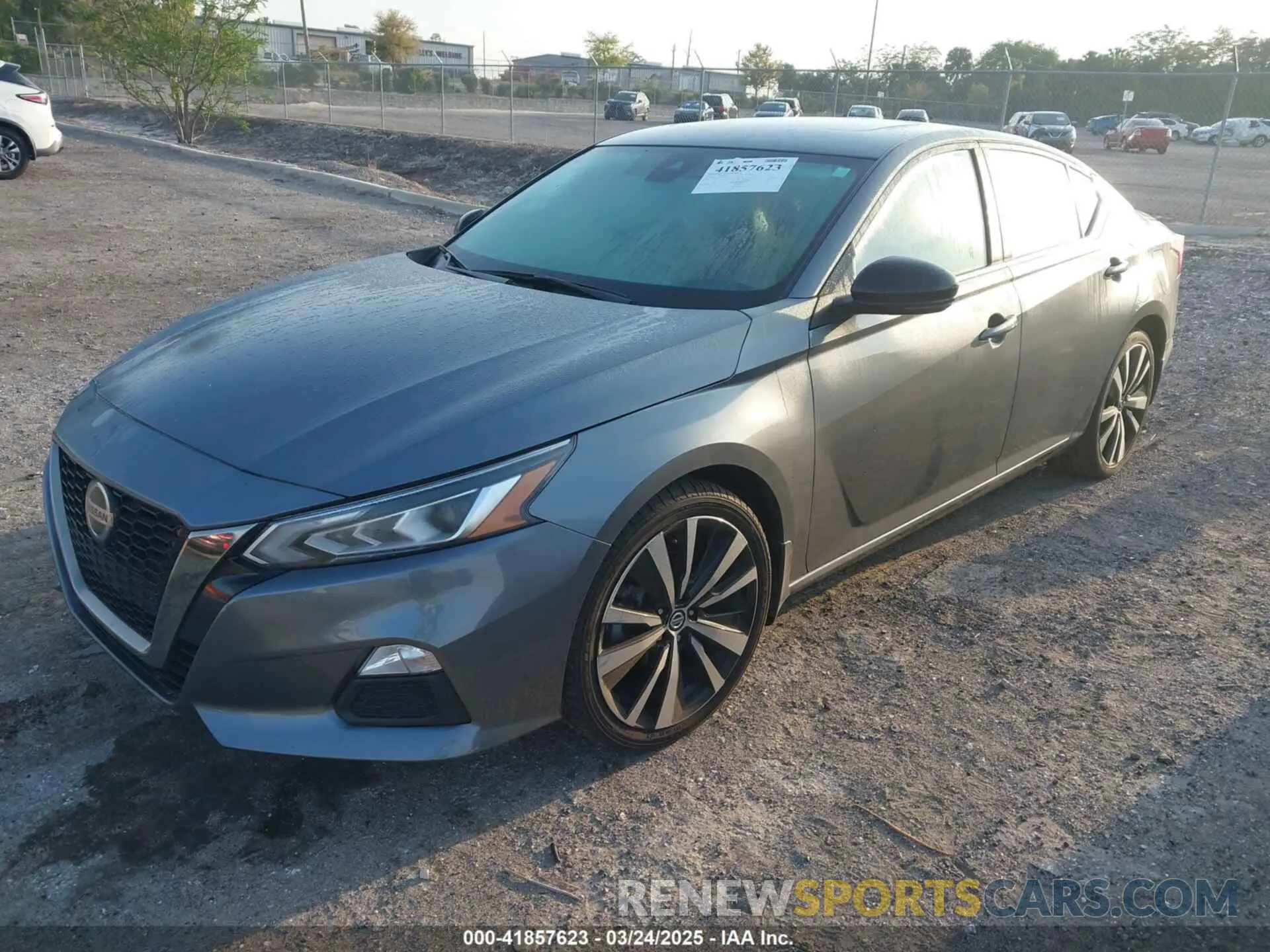 2 fotografías del automóvil dañado 1N4BL4CV4LC260151 NISSAN ALTIMA 2020