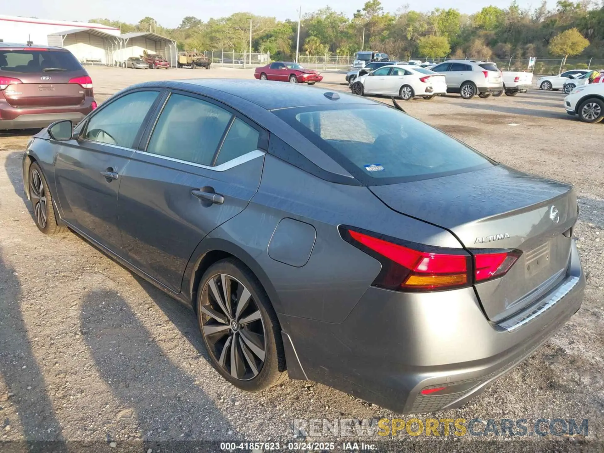 3 fotografías del automóvil dañado 1N4BL4CV4LC260151 NISSAN ALTIMA 2020