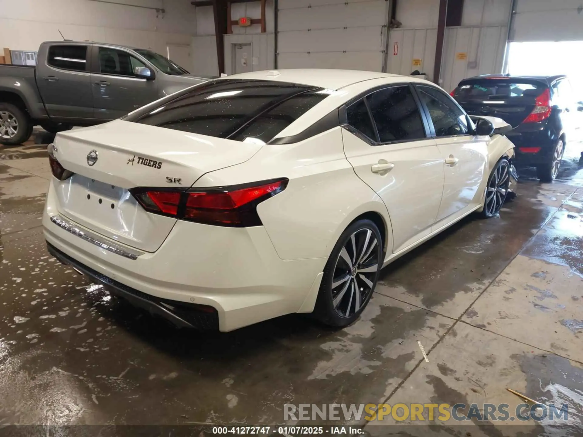 4 fotografías del automóvil dañado 1N4BL4CV4LC283901 NISSAN ALTIMA 2020