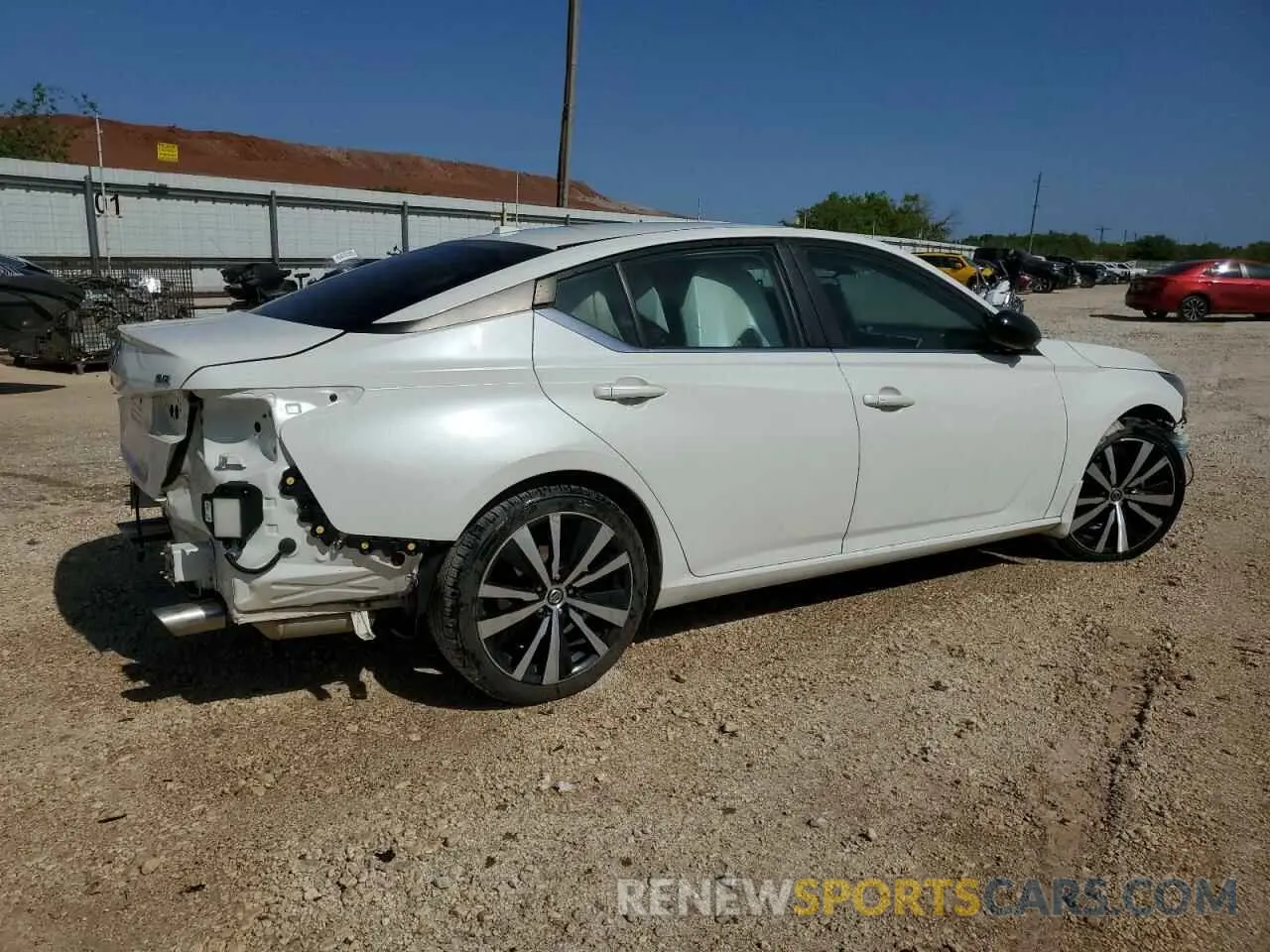 3 fotografías del automóvil dañado 1N4BL4CV4LN309658 NISSAN ALTIMA 2020