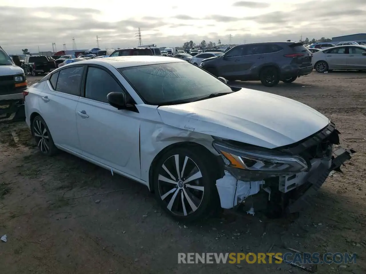 4 fotografías del automóvil dañado 1N4BL4CV5LC127110 NISSAN ALTIMA 2020