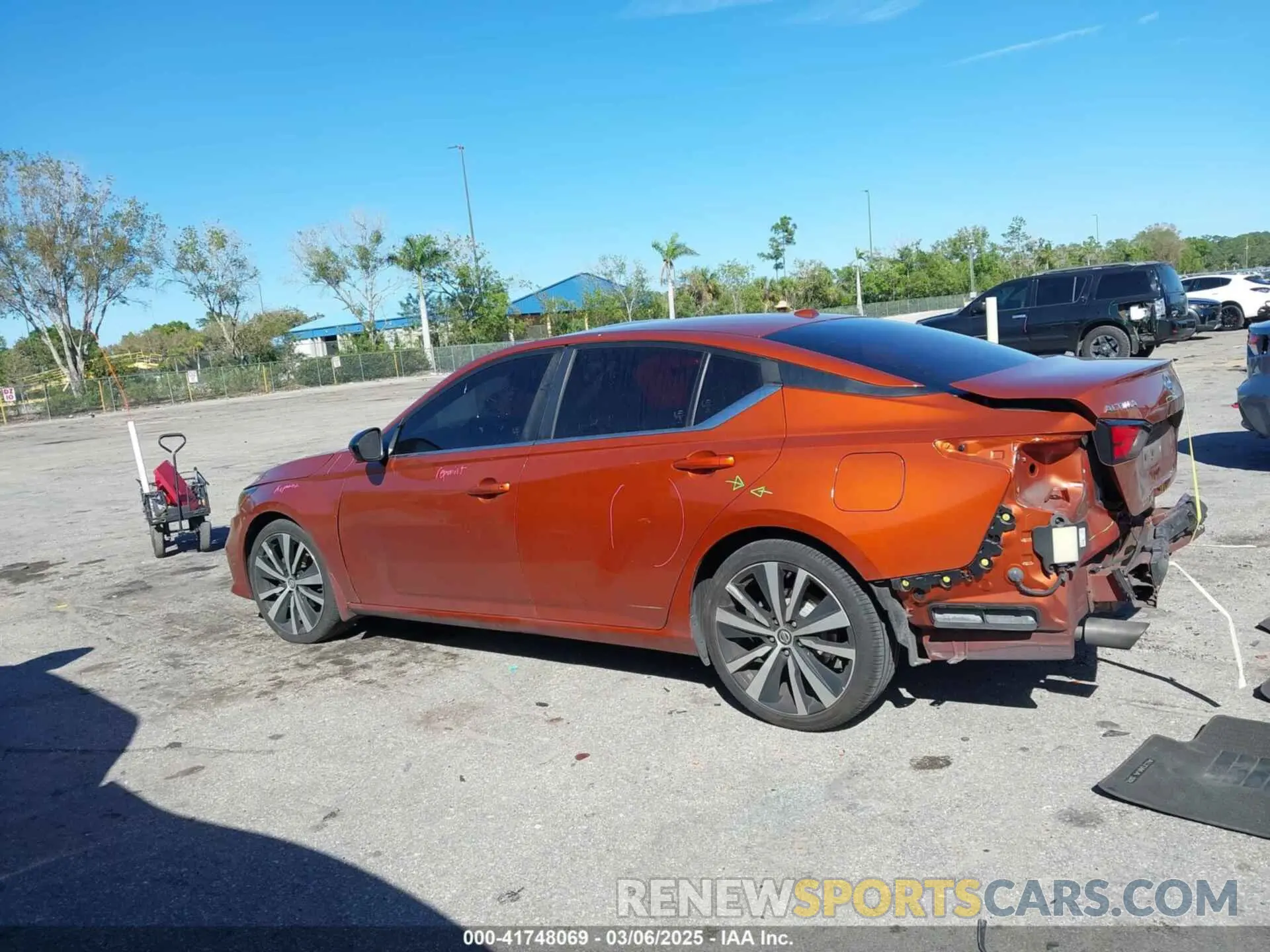 14 fotografías del automóvil dañado 1N4BL4CV5LC148894 NISSAN ALTIMA 2020