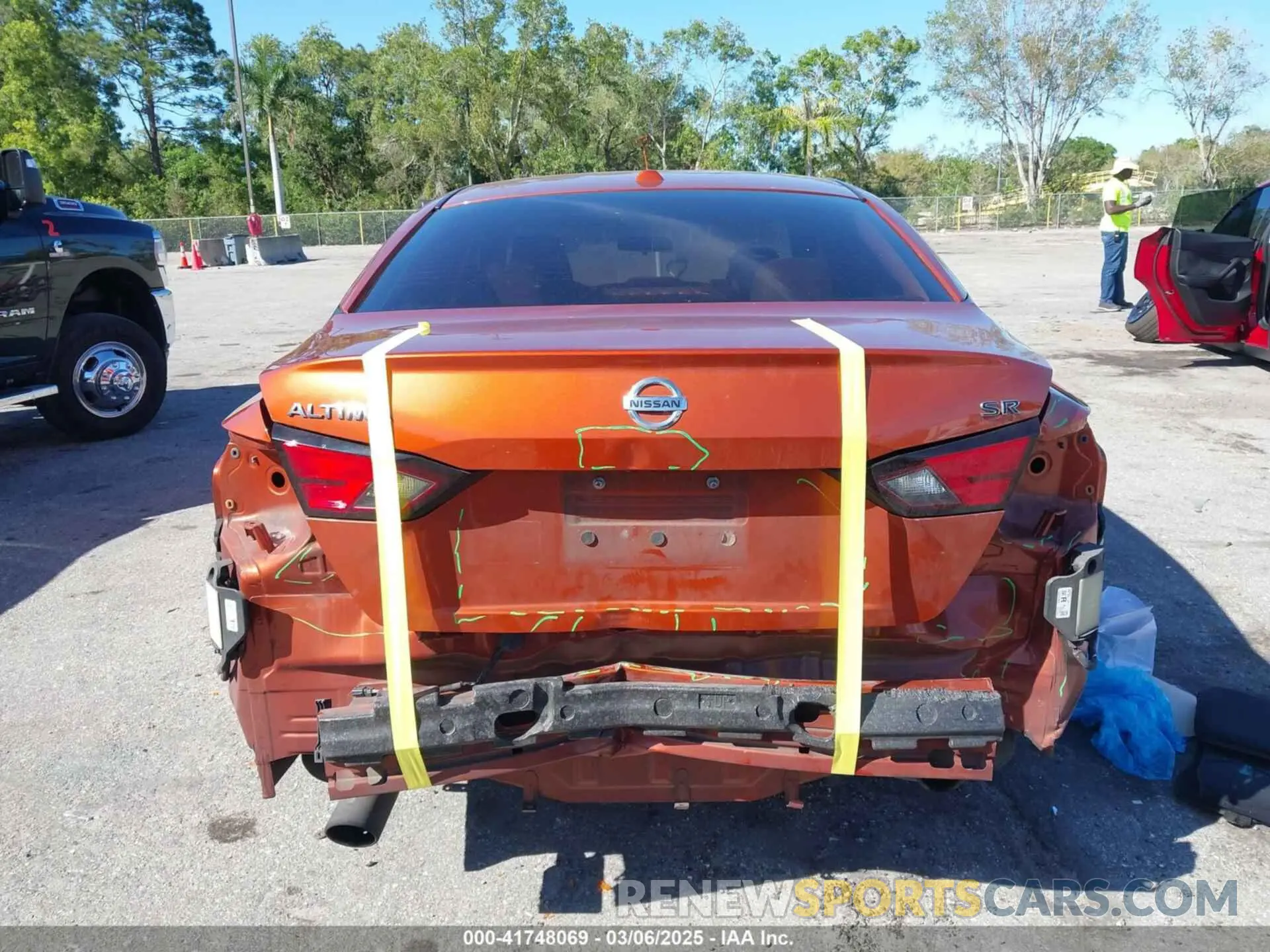 16 fotografías del automóvil dañado 1N4BL4CV5LC148894 NISSAN ALTIMA 2020