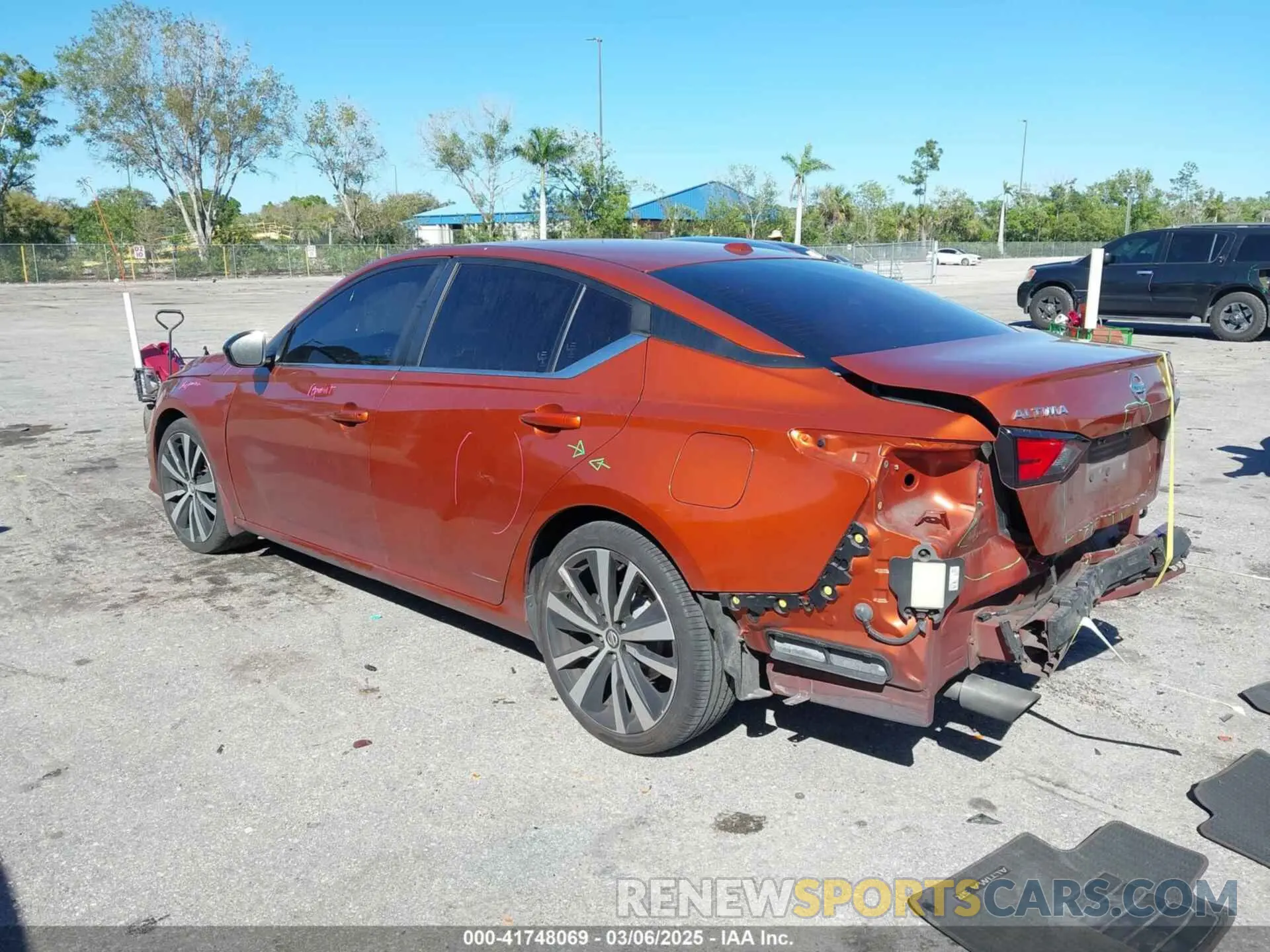 3 fotografías del automóvil dañado 1N4BL4CV5LC148894 NISSAN ALTIMA 2020