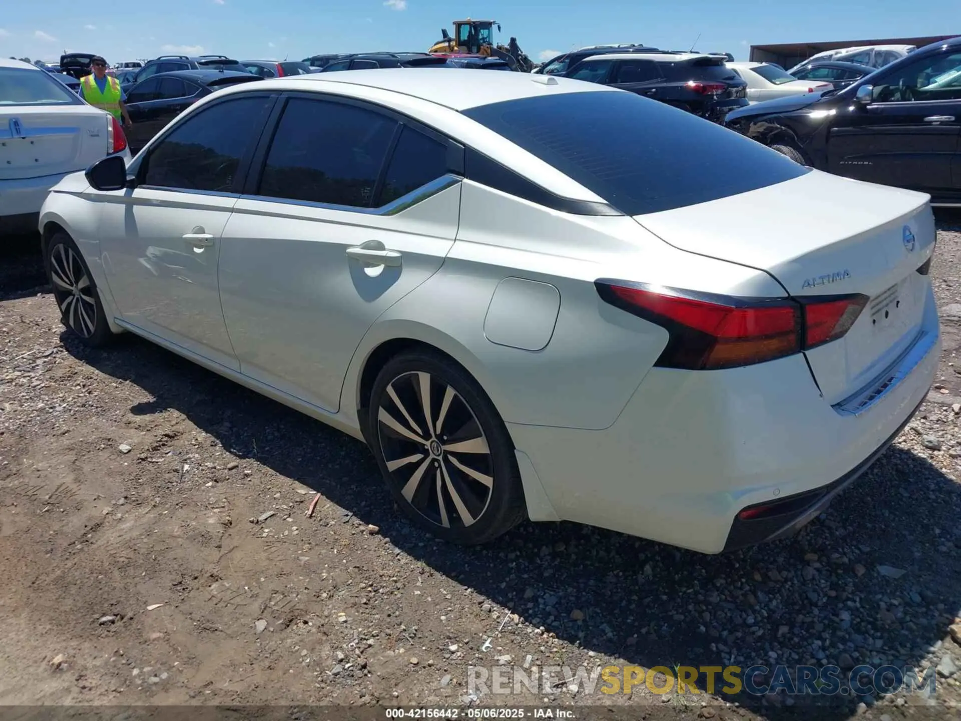 3 fotografías del automóvil dañado 1N4BL4CV5LC256447 NISSAN ALTIMA 2020