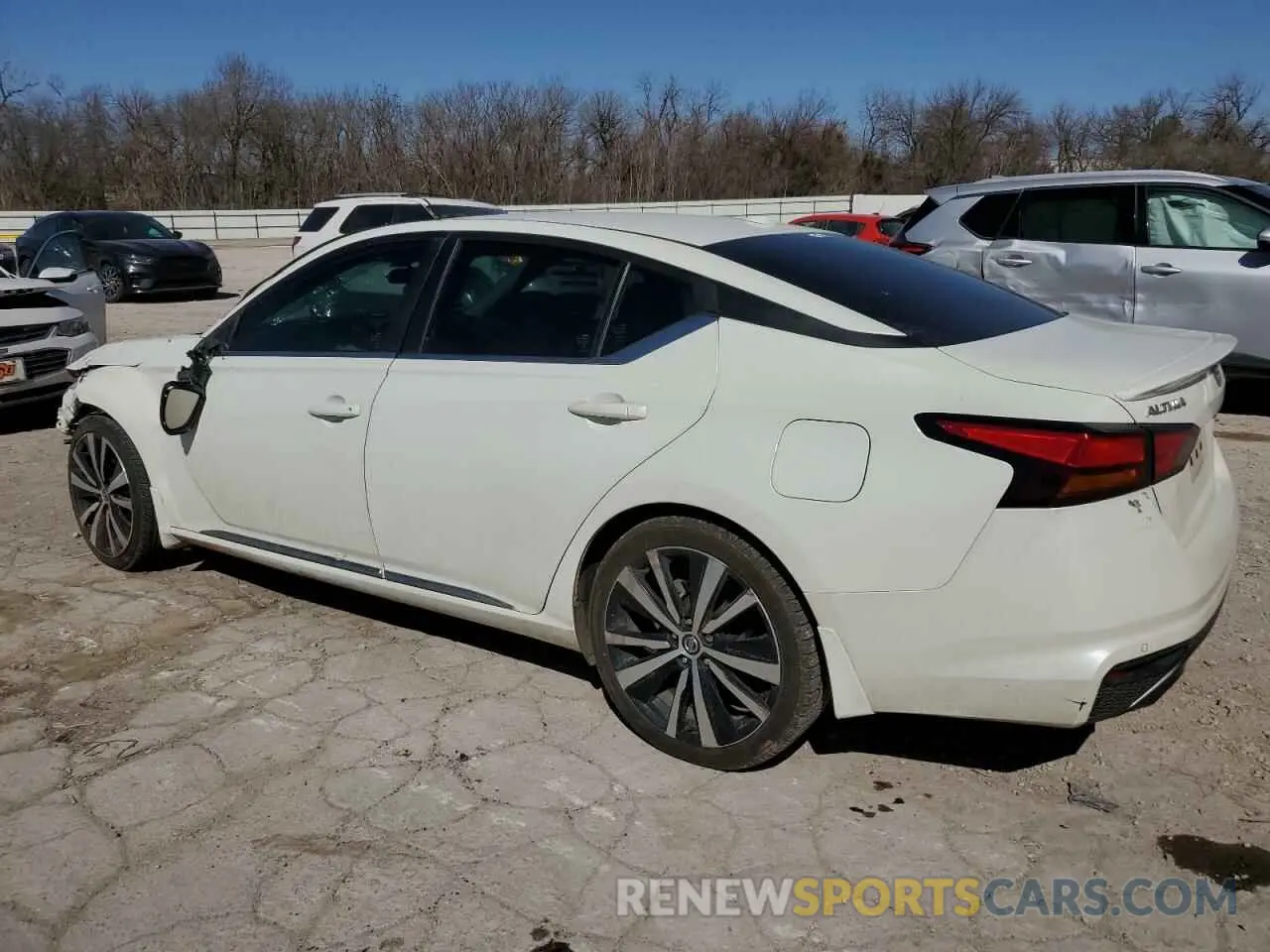 2 fotografías del automóvil dañado 1N4BL4CV6LC125057 NISSAN ALTIMA 2020
