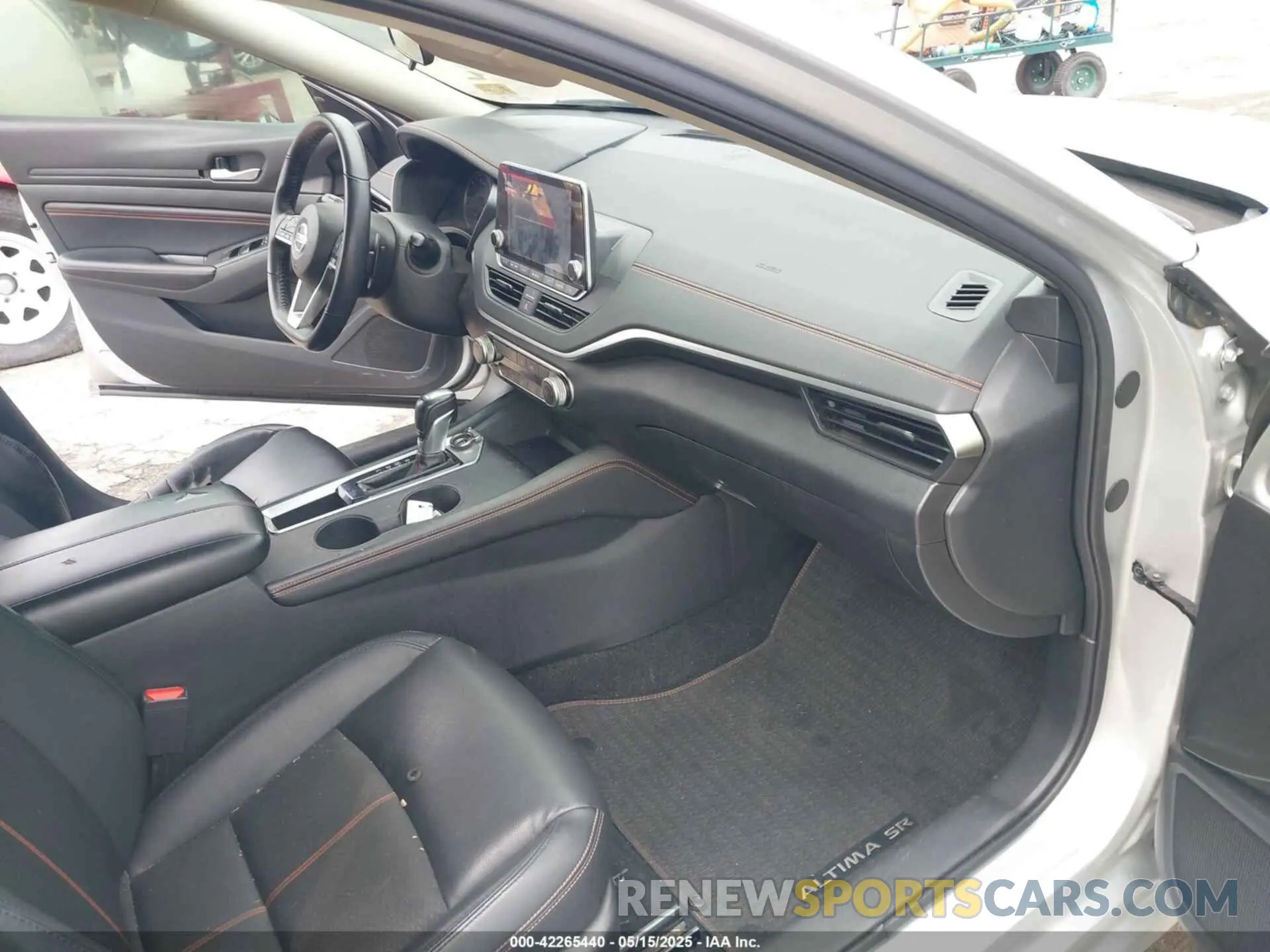 5 fotografías del automóvil dañado 1N4BL4CV7LC116349 NISSAN ALTIMA 2020