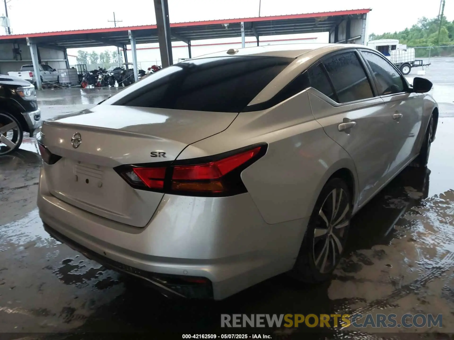 4 fotografías del automóvil dañado 1N4BL4CV7LC132017 NISSAN ALTIMA 2020