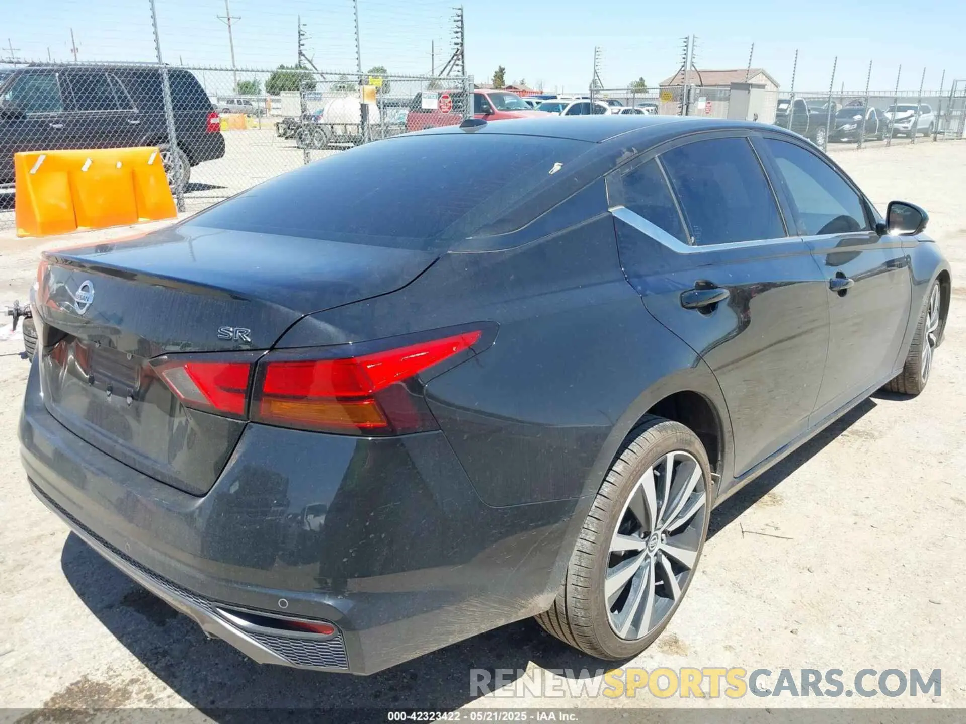 4 fotografías del automóvil dañado 1N4BL4CV7LN301490 NISSAN ALTIMA 2020
