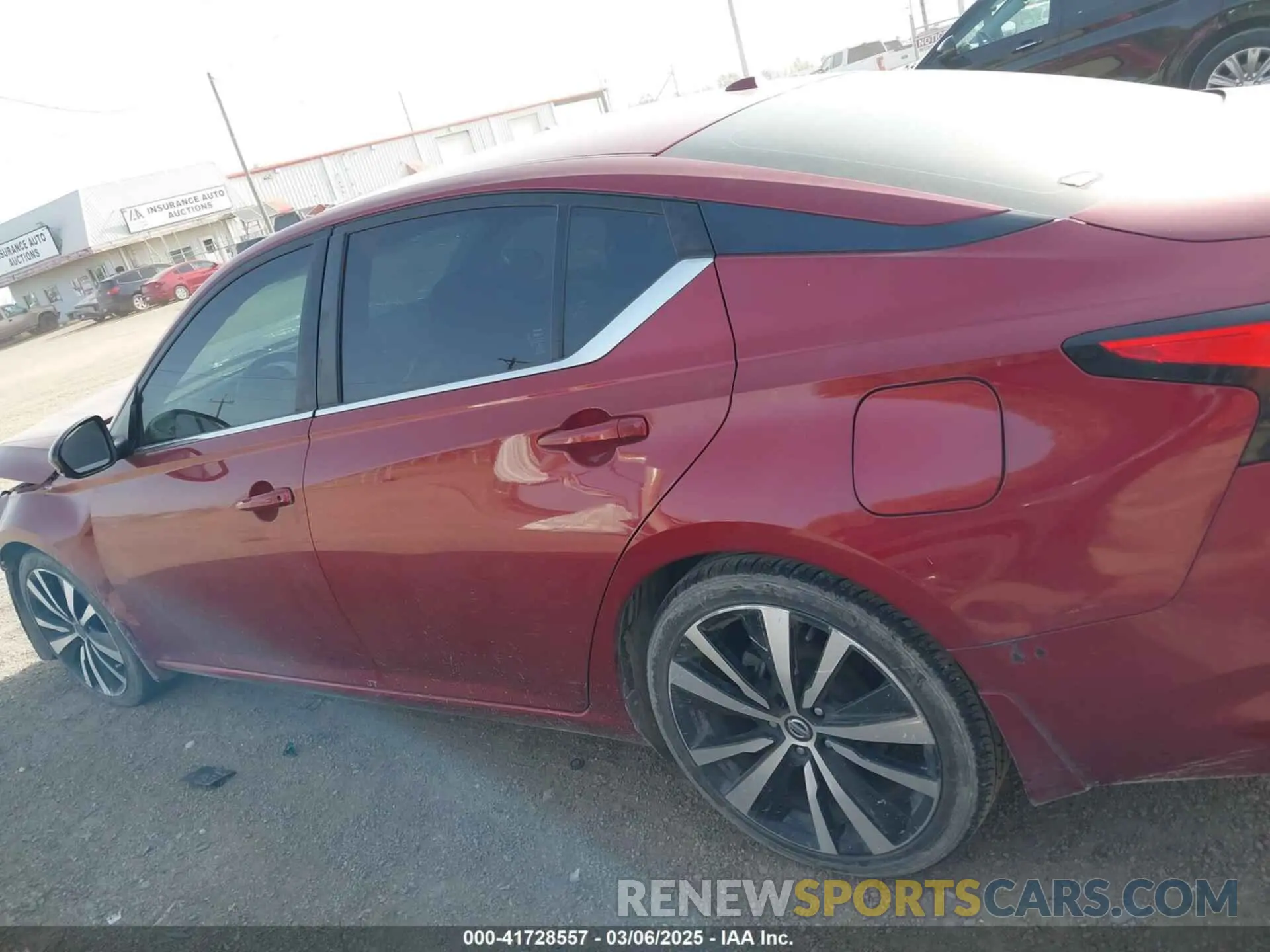 15 fotografías del automóvil dañado 1N4BL4CV7LN307872 NISSAN ALTIMA 2020