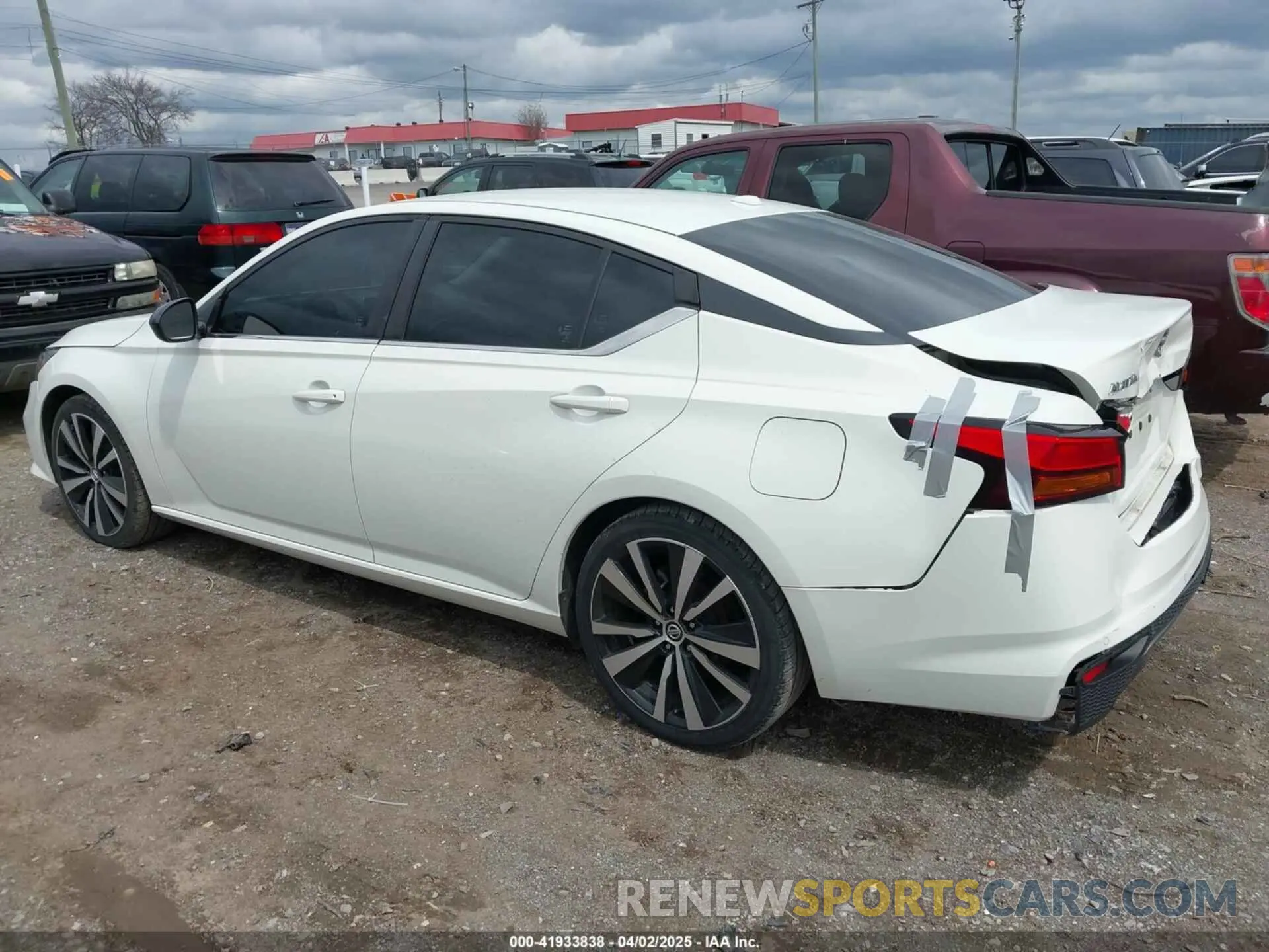 14 fotografías del automóvil dañado 1N4BL4CV7LN314031 NISSAN ALTIMA 2020