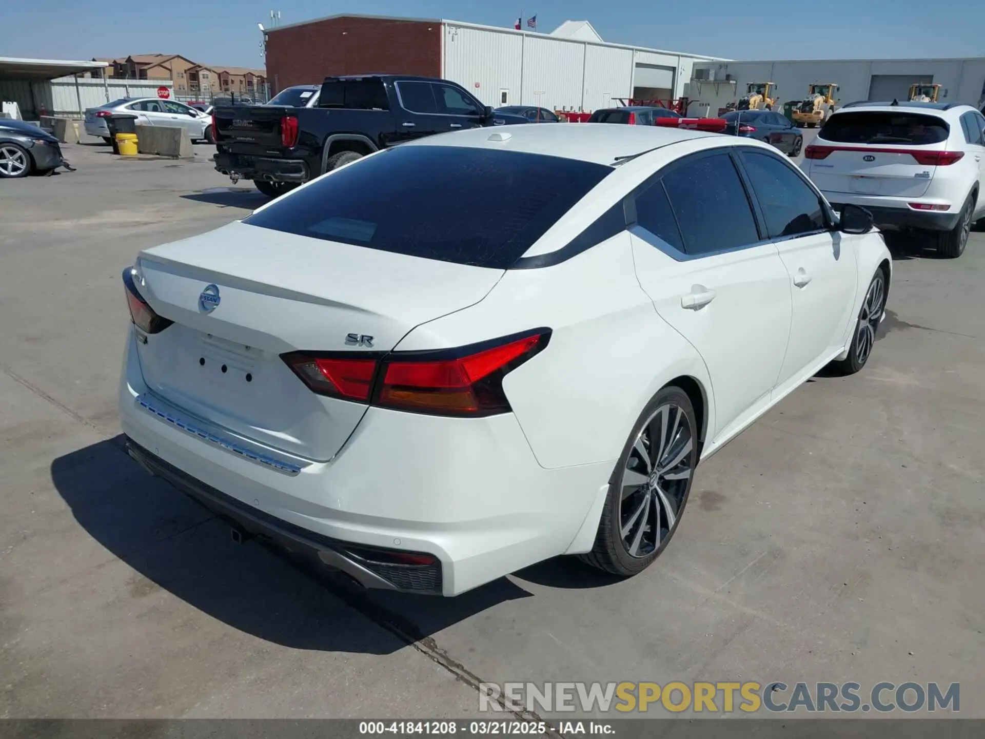 4 fotografías del automóvil dañado 1N4BL4CV7LN321674 NISSAN ALTIMA 2020