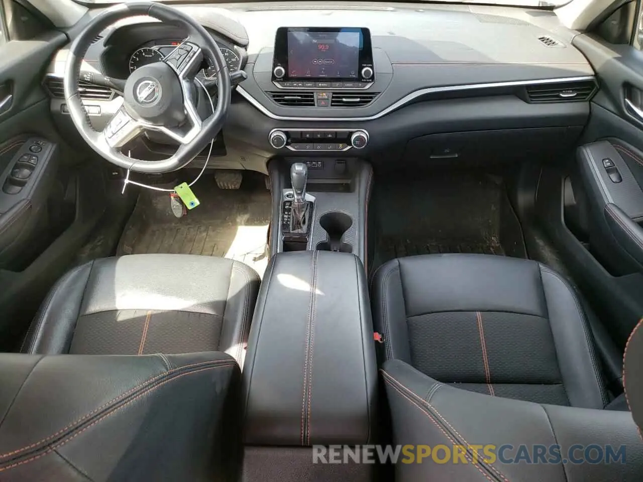 8 fotografías del automóvil dañado 1N4BL4CV8LC177578 NISSAN ALTIMA 2020