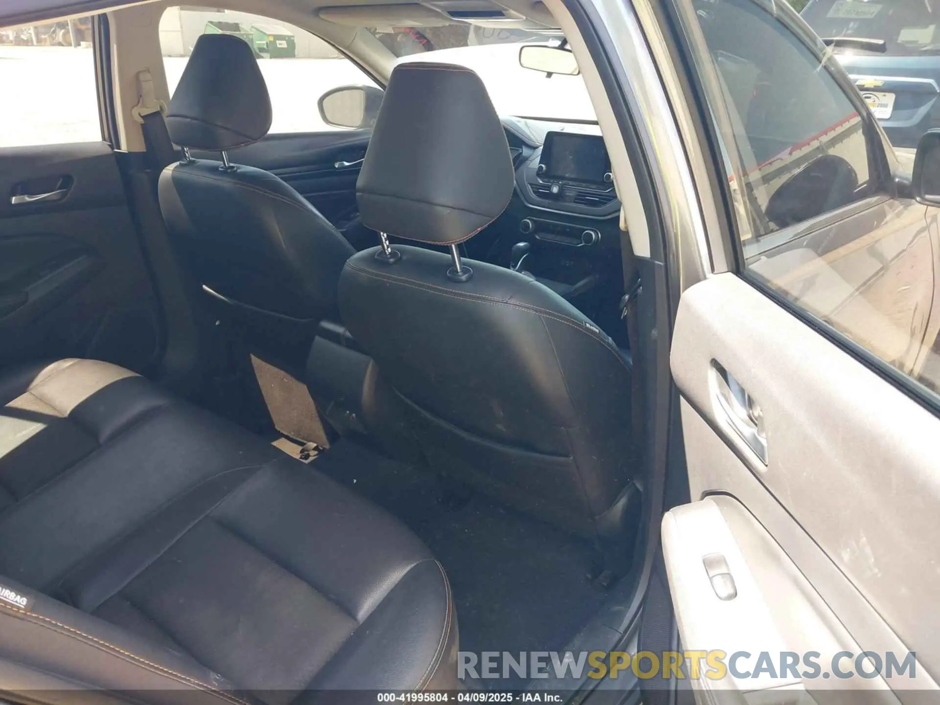 8 fotografías del automóvil dañado 1N4BL4CV8LC183705 NISSAN ALTIMA 2020