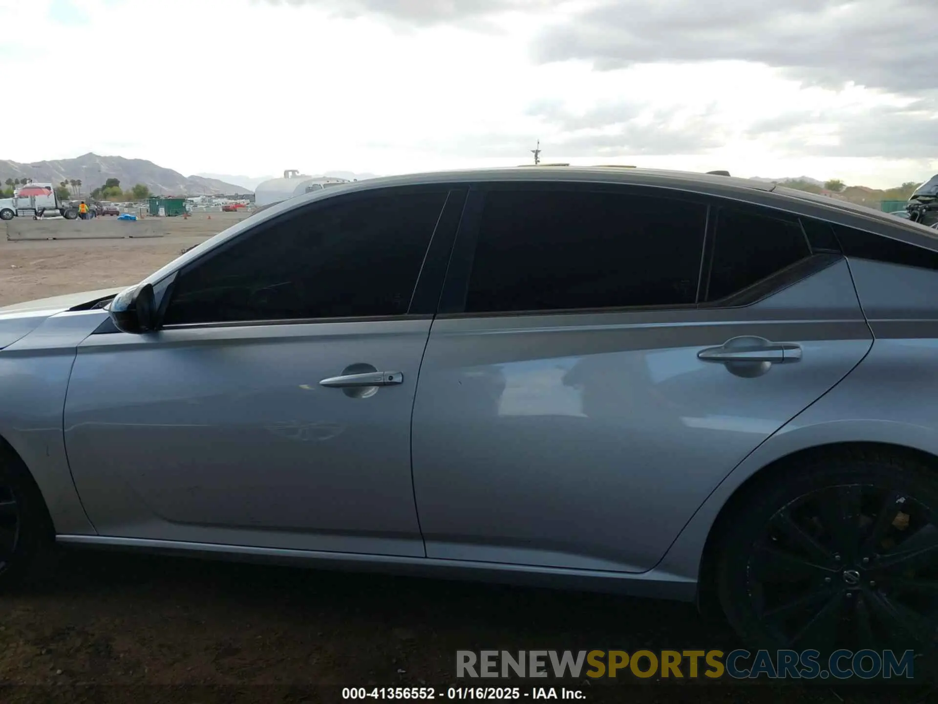 14 fotografías del automóvil dañado 1N4BL4CV9LC232894 NISSAN ALTIMA 2020