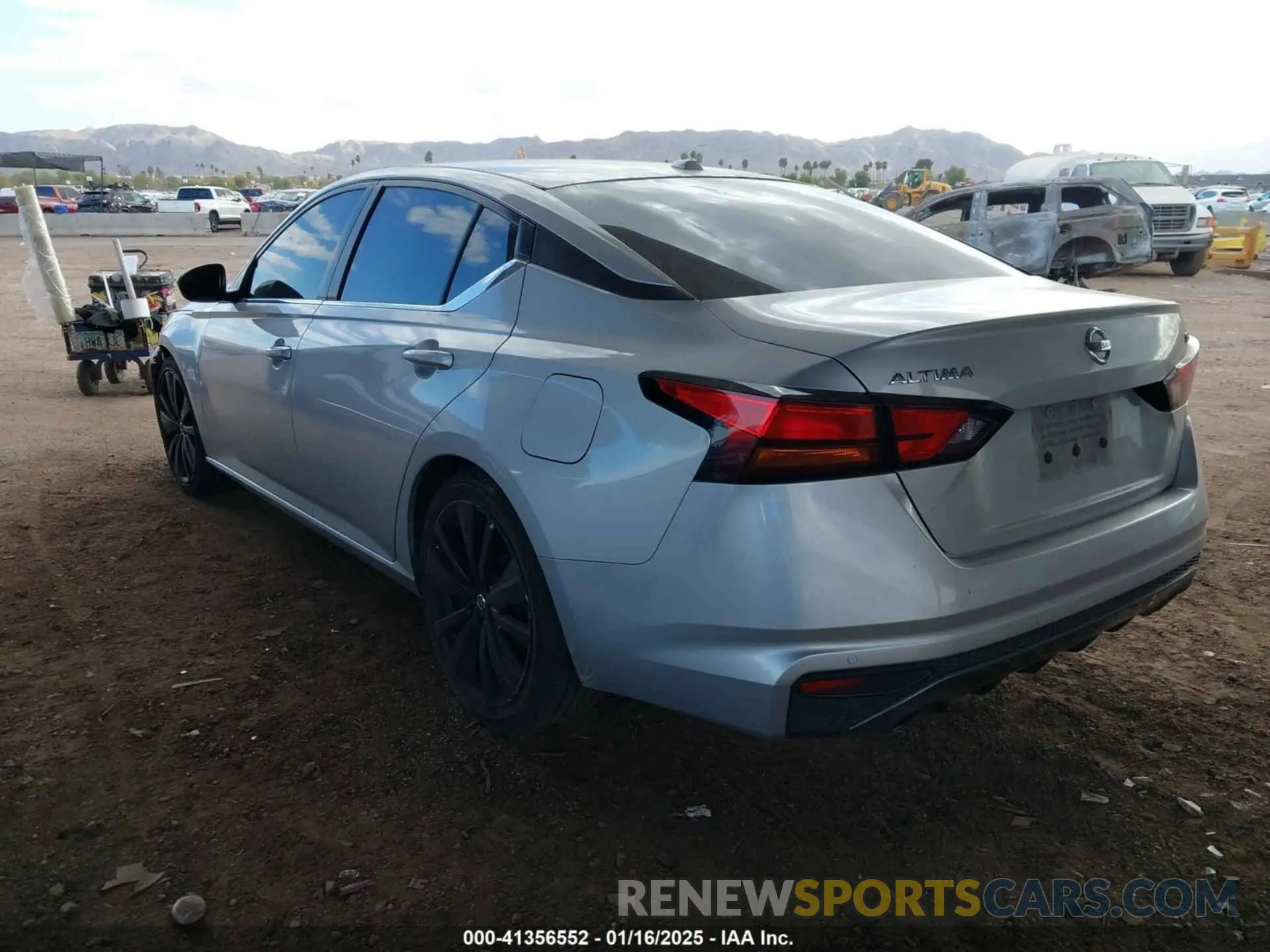 3 fotografías del automóvil dañado 1N4BL4CV9LC232894 NISSAN ALTIMA 2020