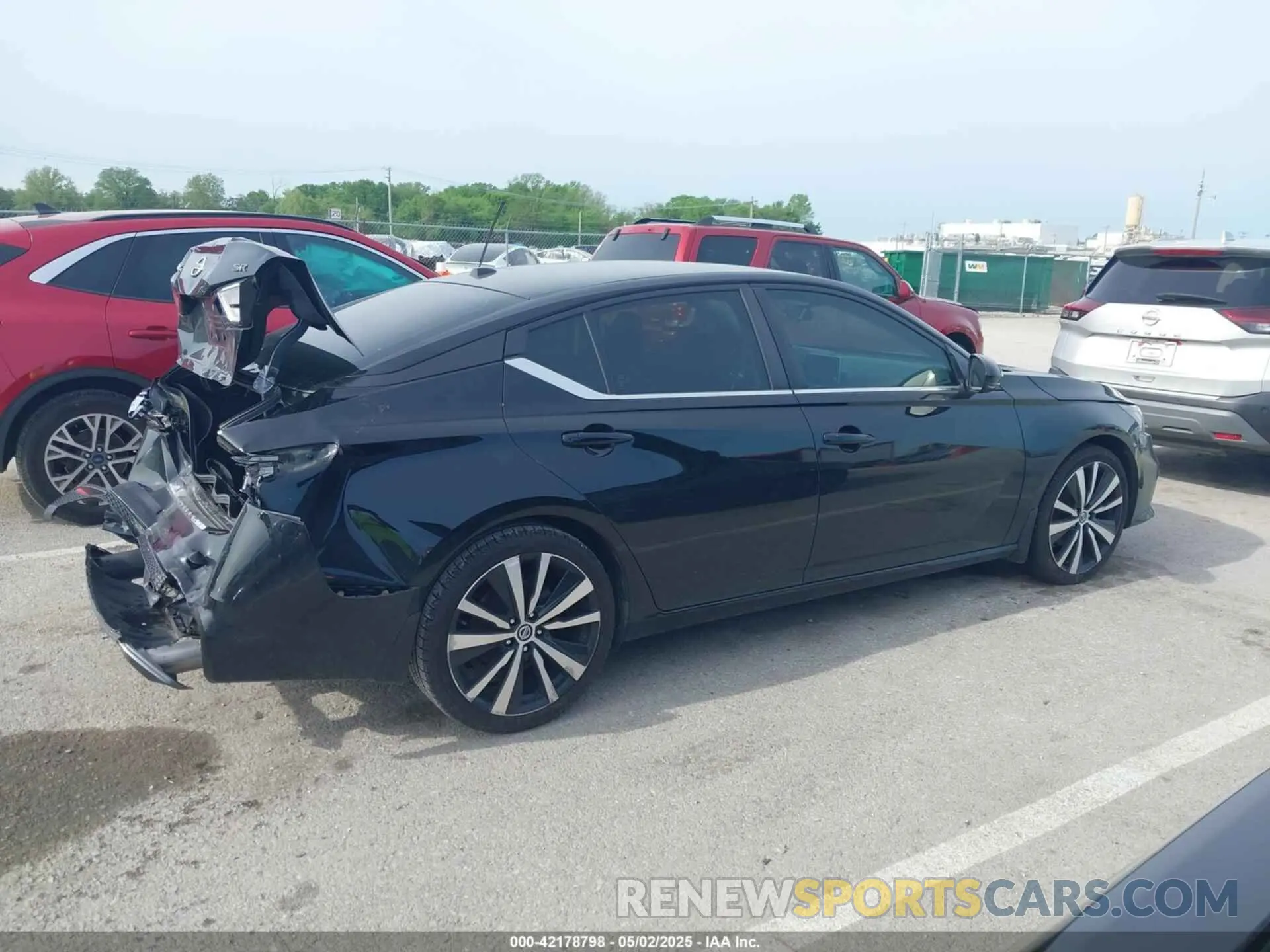 13 fotografías del automóvil dañado 1N4BL4CV9LC282730 NISSAN ALTIMA 2020