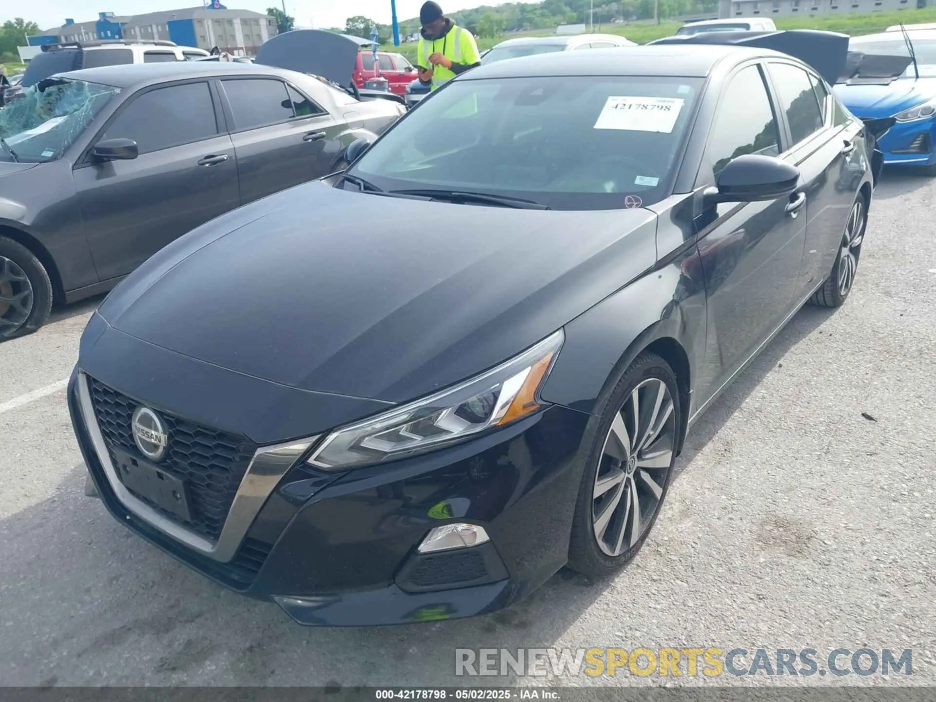 2 fotografías del automóvil dañado 1N4BL4CV9LC282730 NISSAN ALTIMA 2020